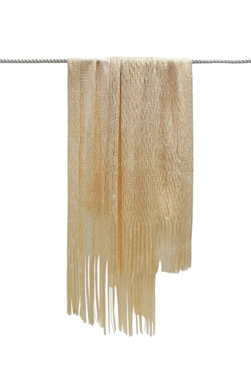 Fashion Scarf World Modeschal Leichter Sommer-Netzschal mit Quasten – Luftig und Elegant, Leichtes und atmungsaktives Material für hohen Tragekomfort