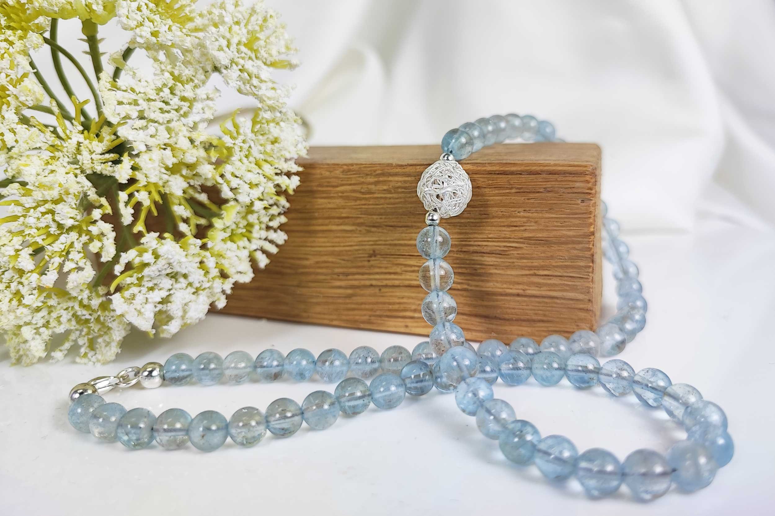 ALUNA Kette ohne Anhänger Edelsteinkette mit Aquamarin Kugel, Silberdraht Kugel - Made in Germany - ke0152x17