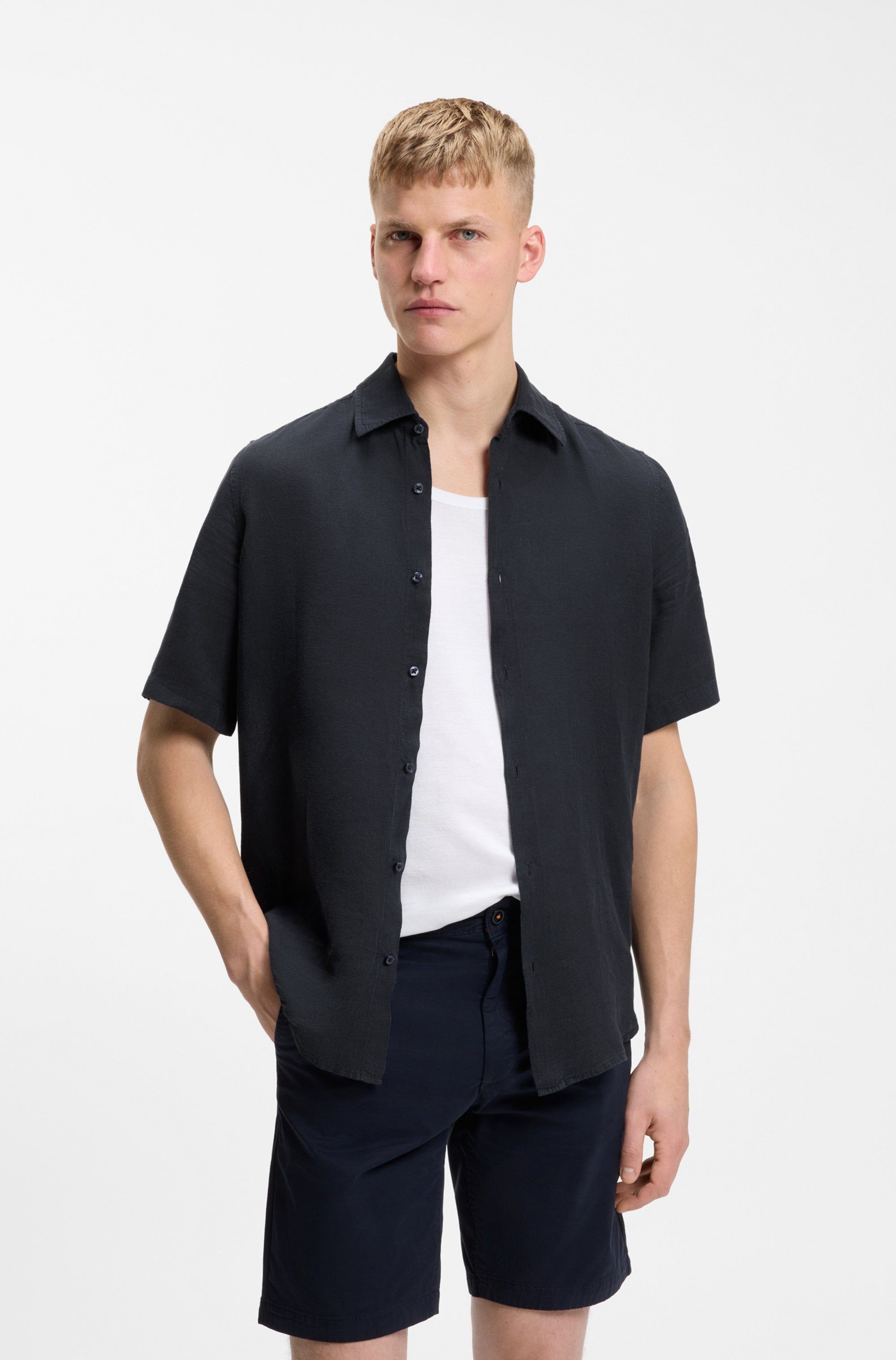 BOSS ORANGE Kurzarmhemd Rash Premium Herrenmode aus reinem Leinen, regular fit