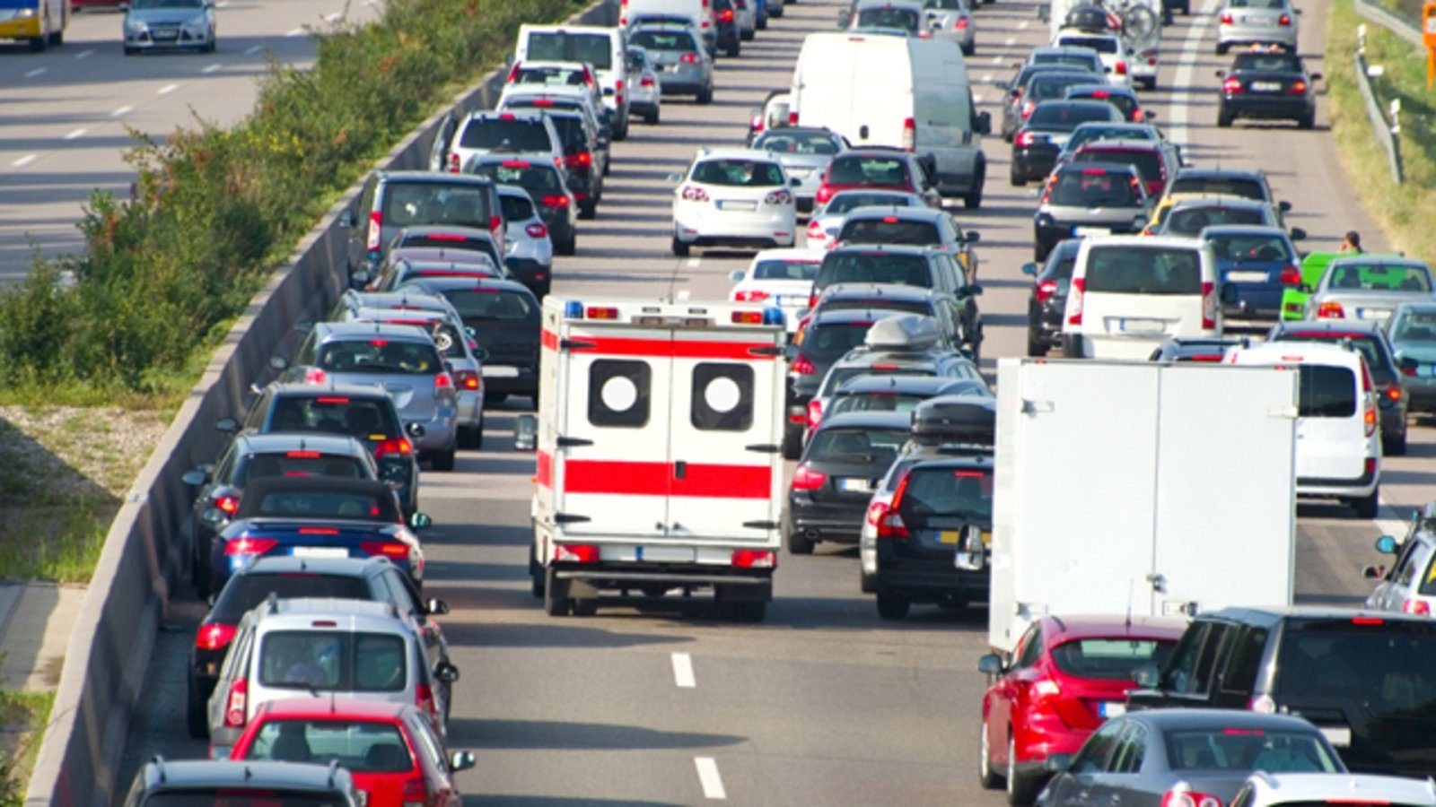 HR-IMOTION Kennzeichenhalter BEI STAU RETTUNGSGASSE BILDEN schwarz/neon Nummernschildhalter, (1-St)