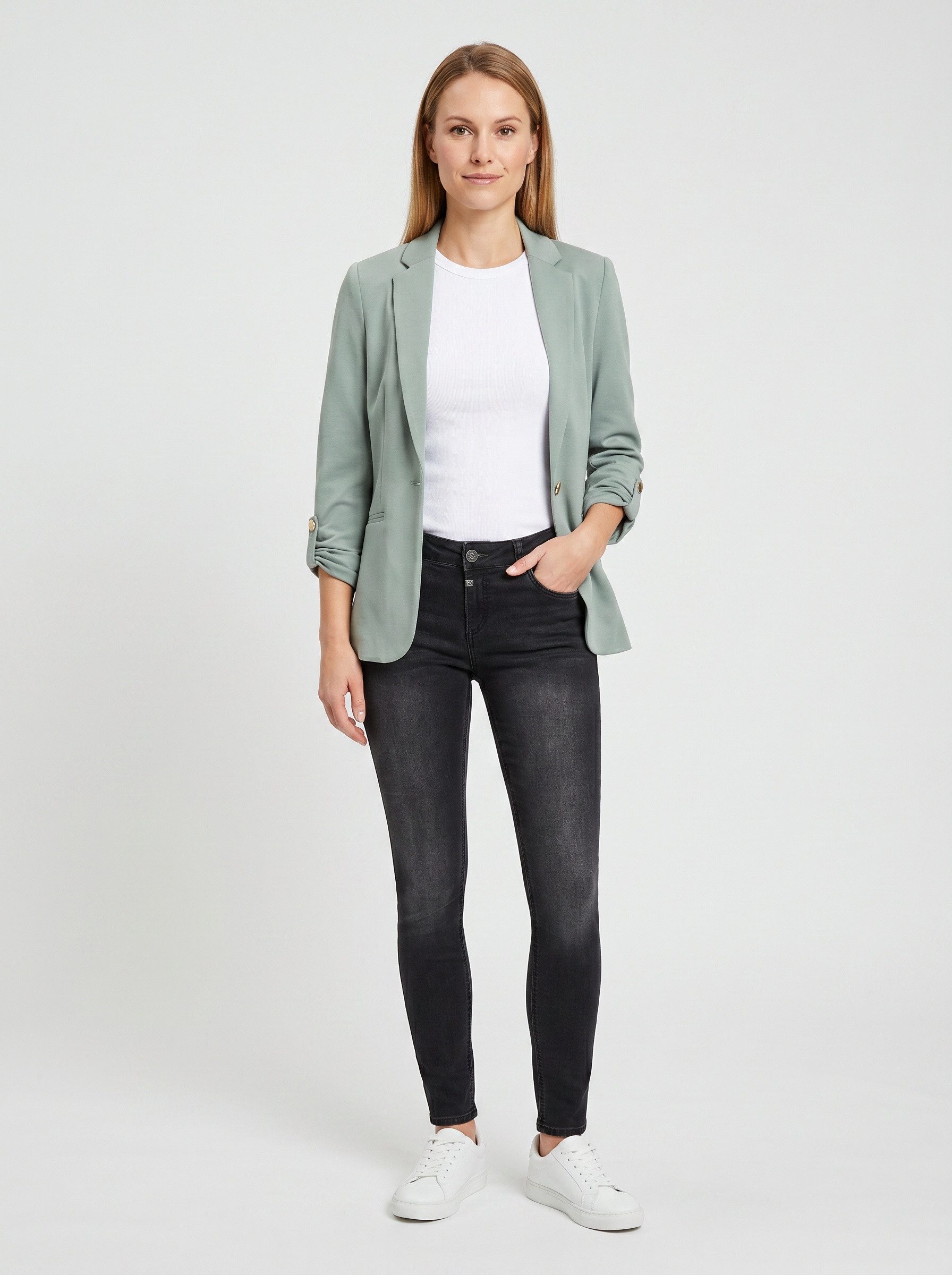 Zum Outfit 7