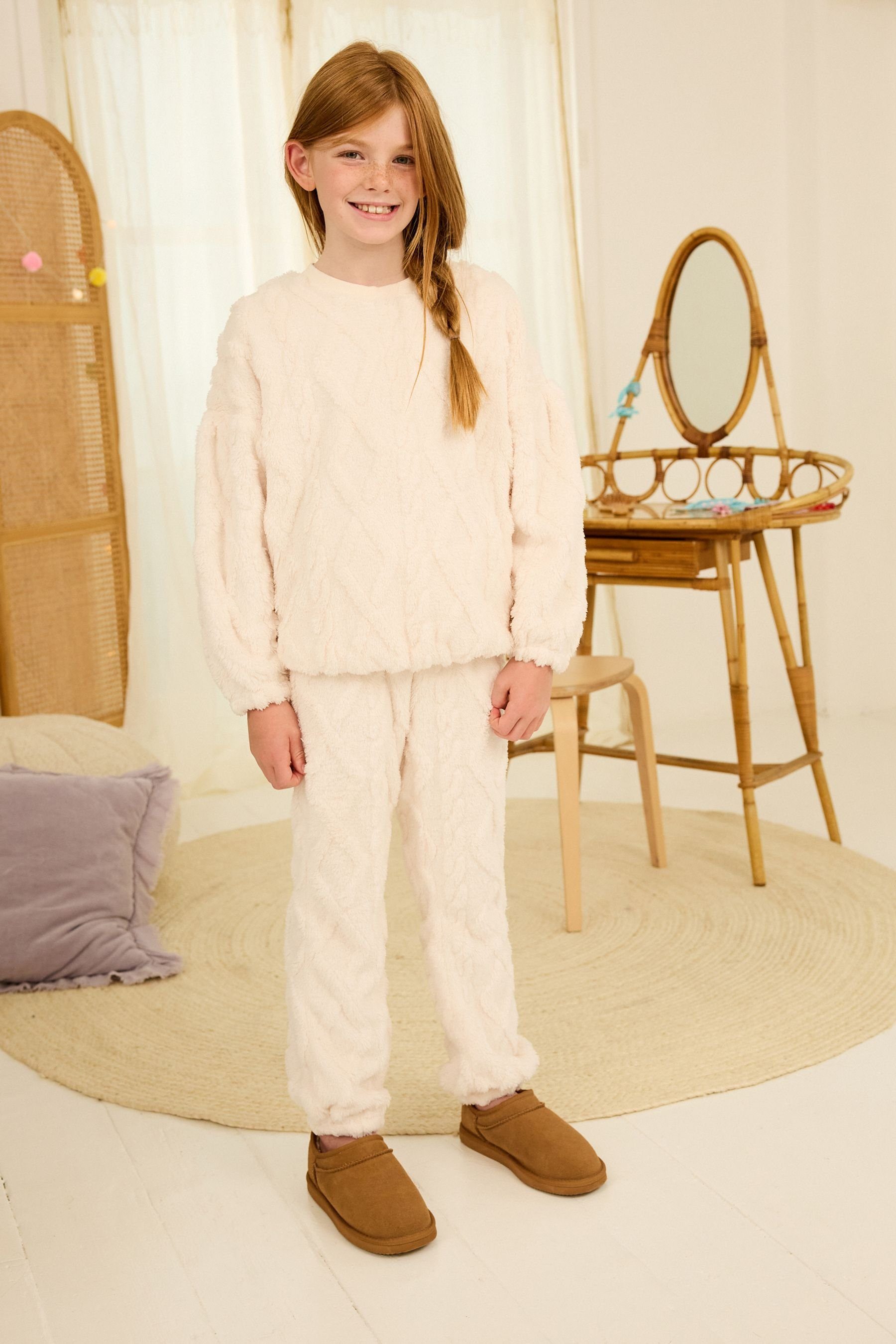 Cream Schlafanzug (2 tlg) Zopfmuster Next mit Pyjama Kuscheliger
