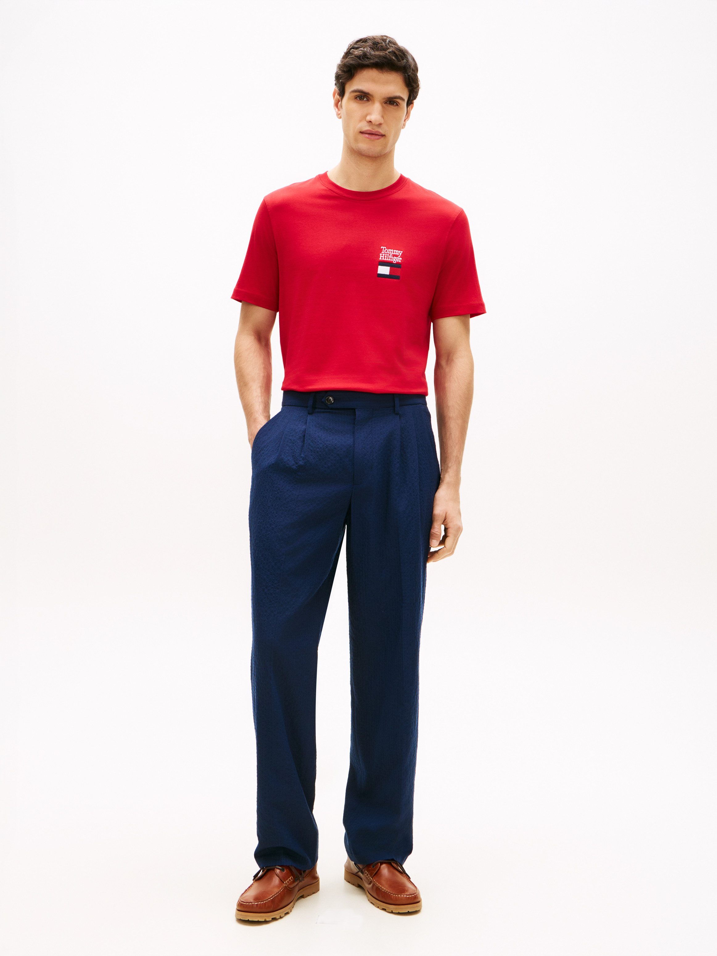 Tommy Hilfiger T-Shirt BRAND LOVE TEXT STACK Regular fit mit Rundhalsausschnitt