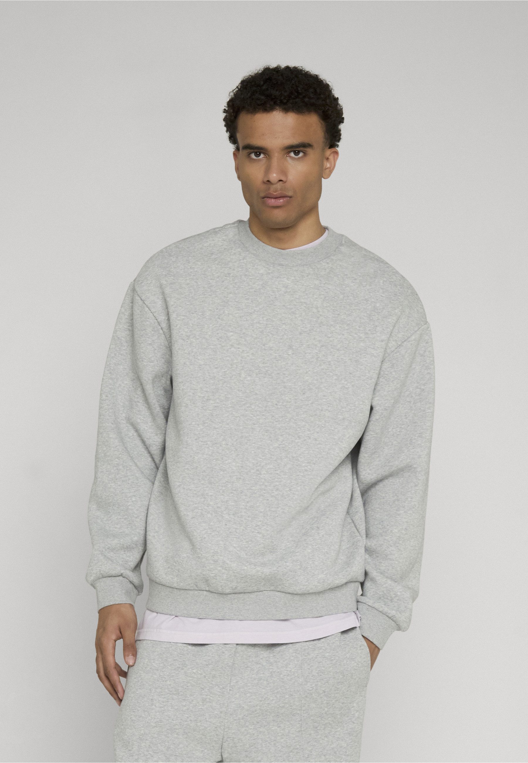 URBAN CLASSICS Sweater Urban Classics Fluffy Crewneck (1-tlg) – Bild 3 von 5