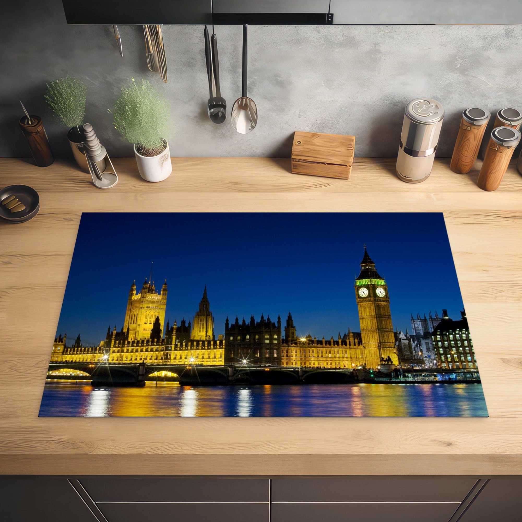 MuchoWow Herdblende-/Abdeckplatte Big Ben küche, Schutz London Vinyl, 81x52 die beleuchtet, (1 in cm, Nacht Induktionskochfeld bei tlg), für Ceranfeldabdeckung