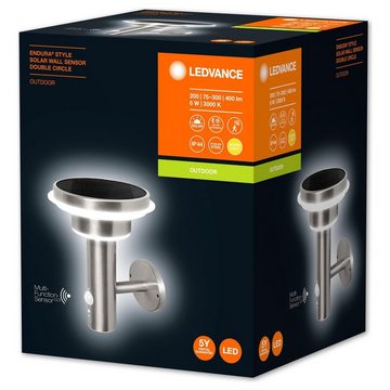 Ledvance LED Solarleuchte LED Solarwandleuchte Endura in Silber 6W 400lm IP44, keine Angabe, Leuchtmittel enthalten: Ja, fest verbaut, LED, warmweiss, Solarleuchten