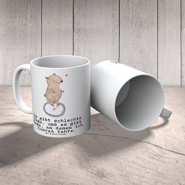 Mr. & Mrs. Panda Tasse Bär Einrad fahren - Weiß - Geschenk, Teebecher, Schenken, Sport, Büro, Keramik, Brillante Bedruckung