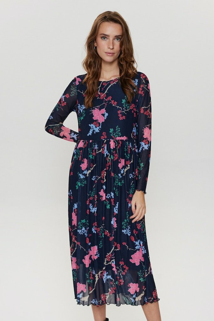 nümph Jerseykleid Freizeitkleid für Damen (keine Angabe, 1-tlg) Weiblich