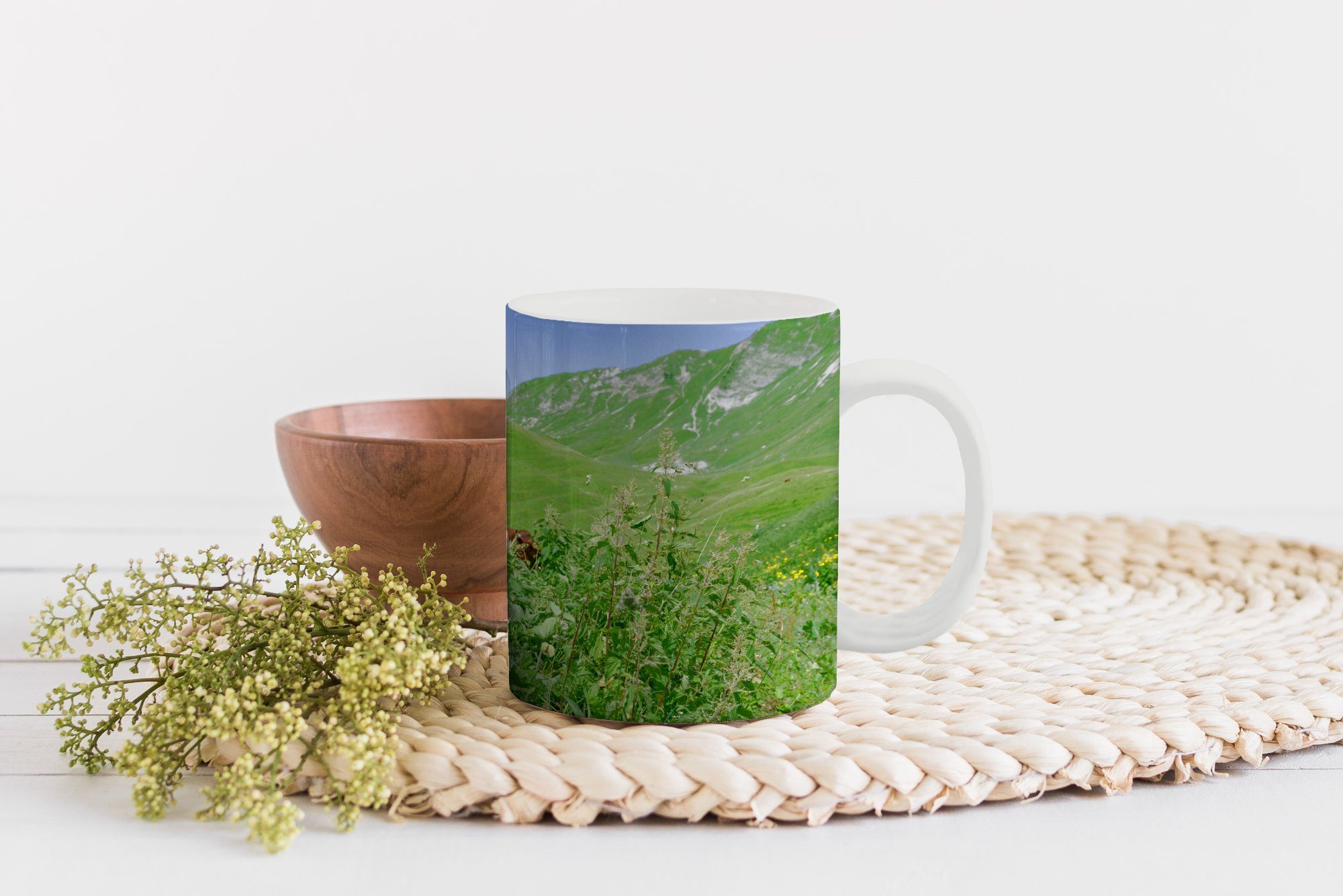 MuchoWow Tasse Kuh - Pflanzen Teetasse, Geschenk Teetasse, Kaffeetassen, Berg, Keramik, - Becher