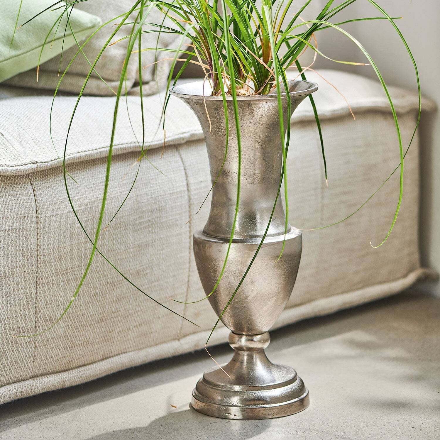 Mirabeau Tischvase Vase Gilberta antiksilber
