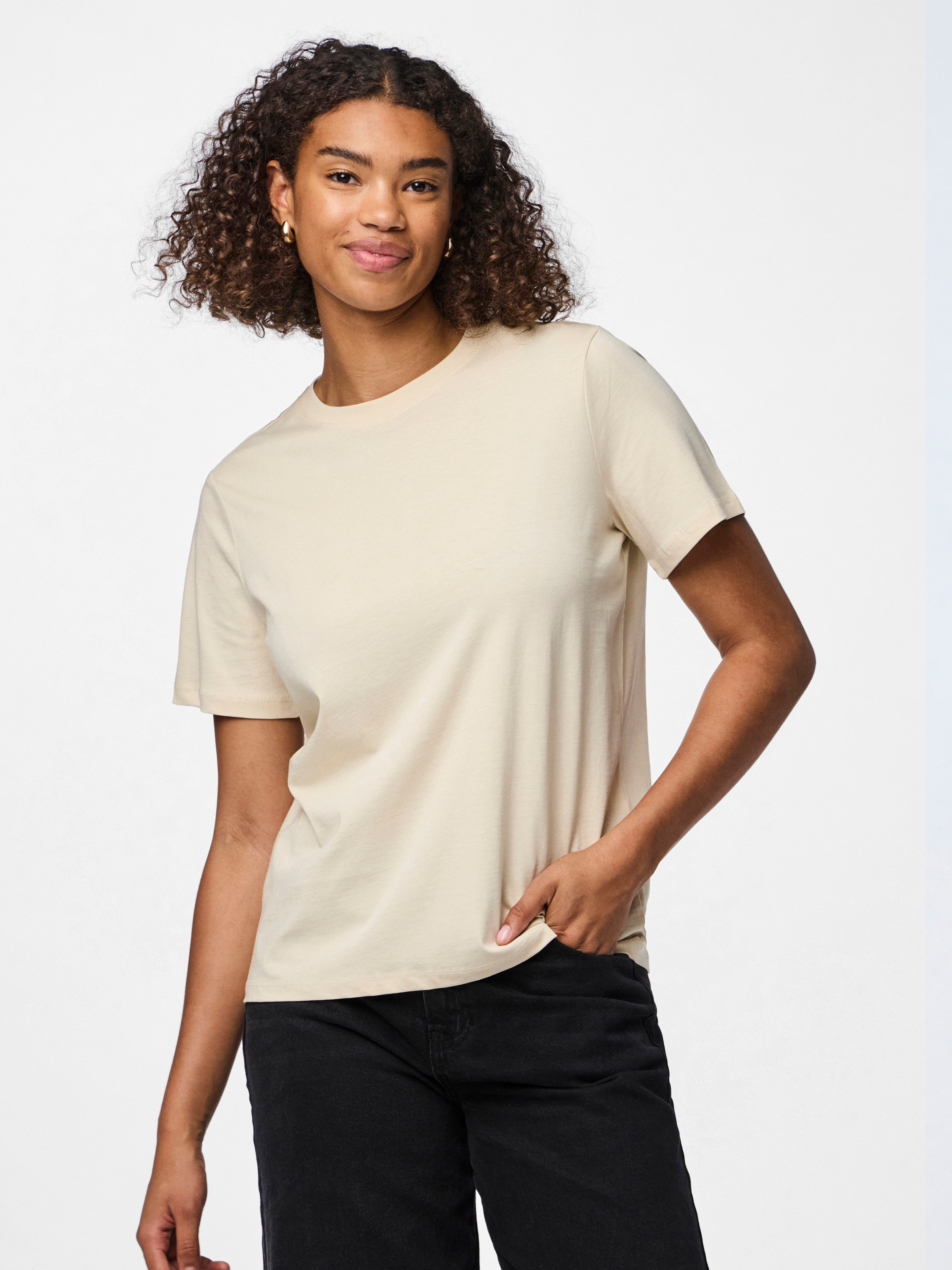 pieces Rundhalsshirt PCRIA SS SOLID TEE NOOS BC günstig online kaufen