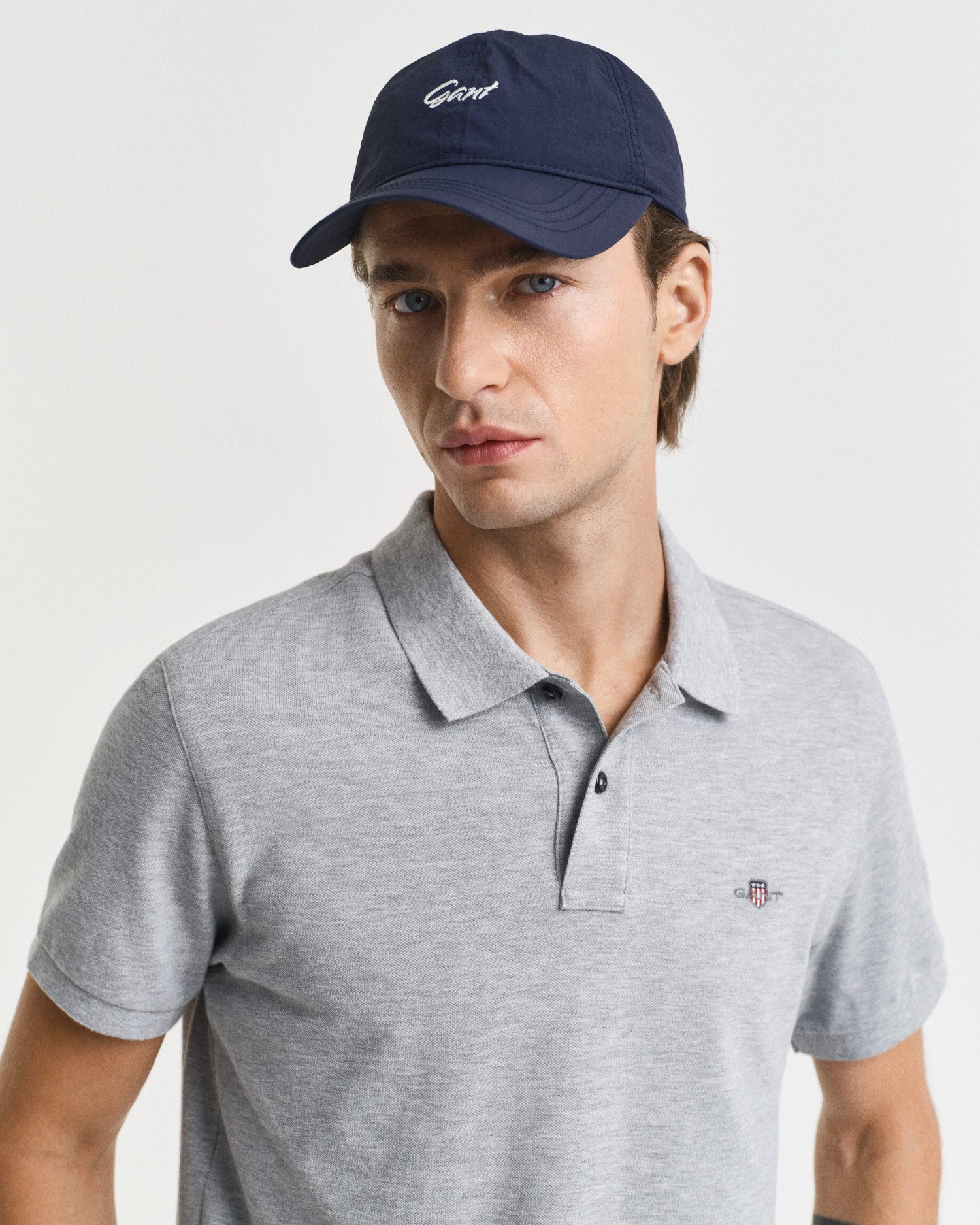 Gant Poloshirt SLIM SHIELD SS PIQUE POLO mit Logostickerei auf der Brust