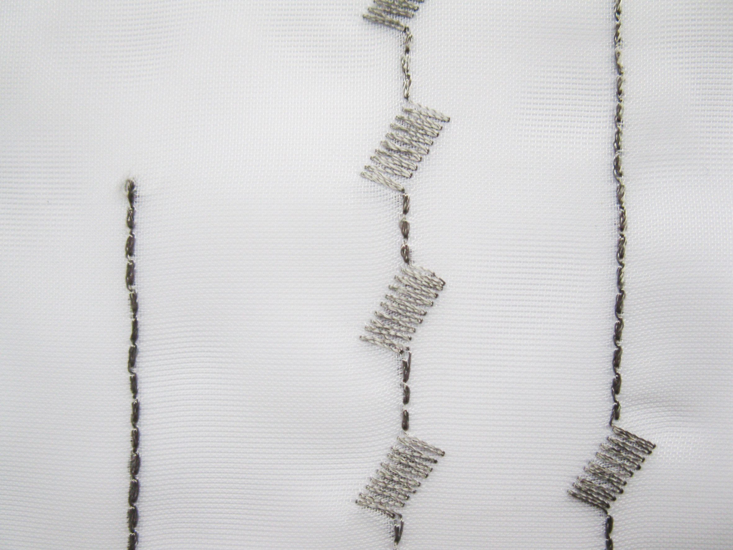 ELBERSDRUCKE Scheibengardine Bistrogardine Helio weiß-grau transparent günstig online kaufen