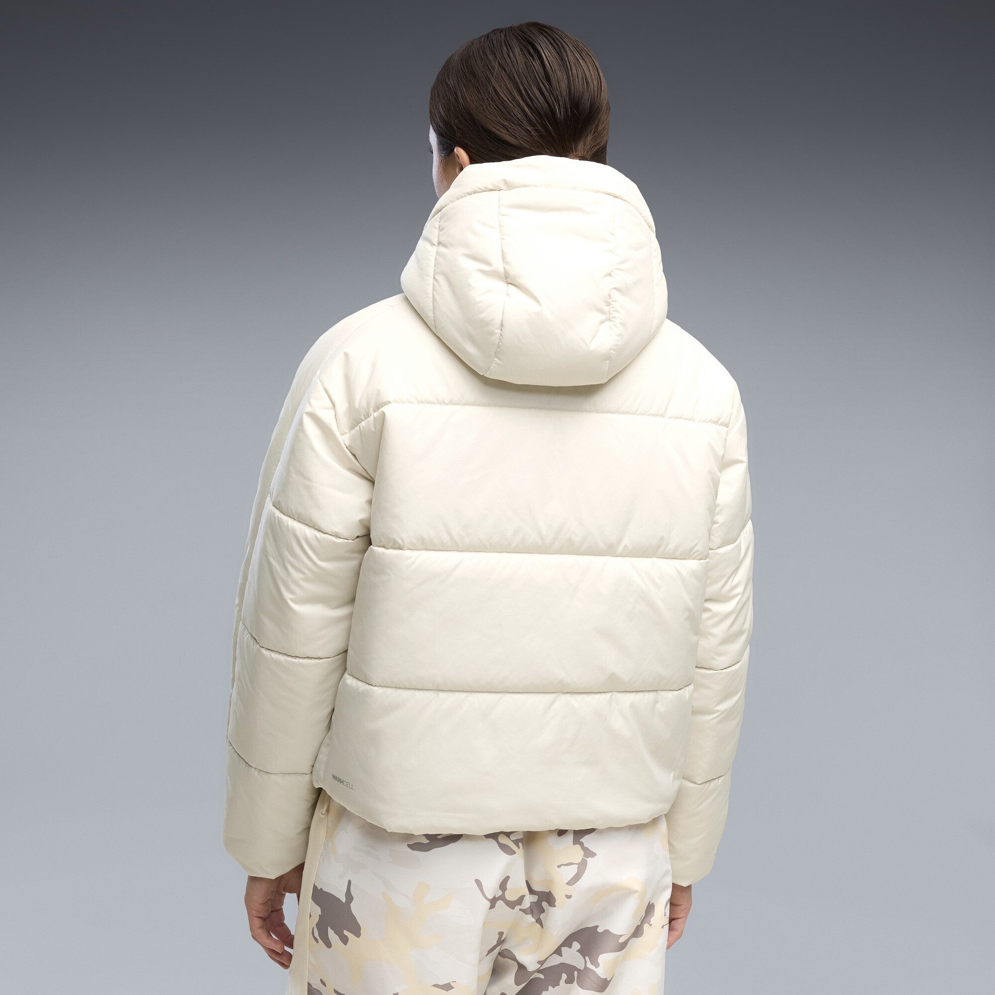 PUMA Winterjacke Essentials Relaxed Wattierte Kapuzenjacke Damen – Bild 5 von 5