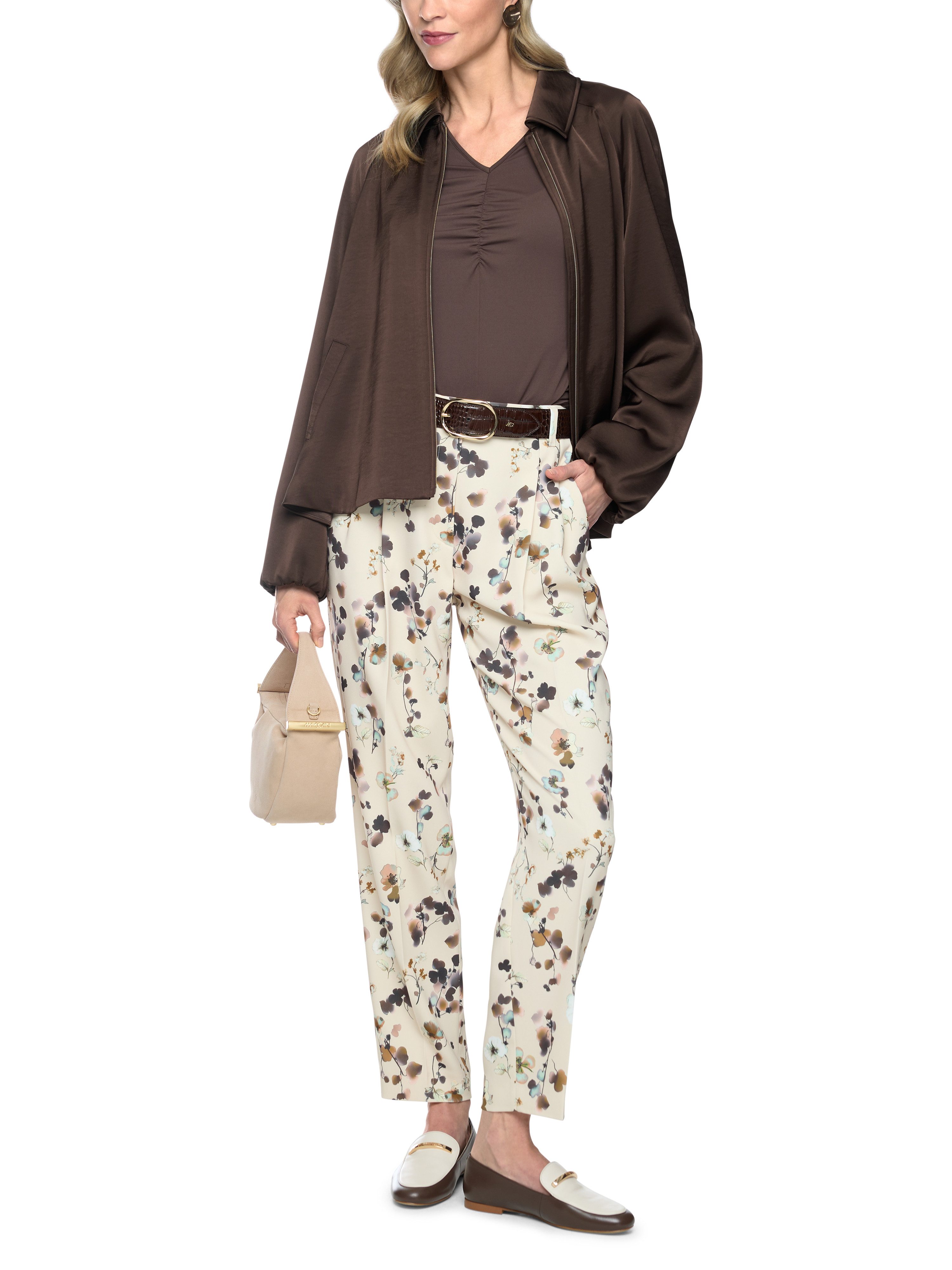 Marc Cain Blusenjacke Fading Flowers Premium Damenmode schwingend, aus Glanzmaterial – Bild 5 von 5