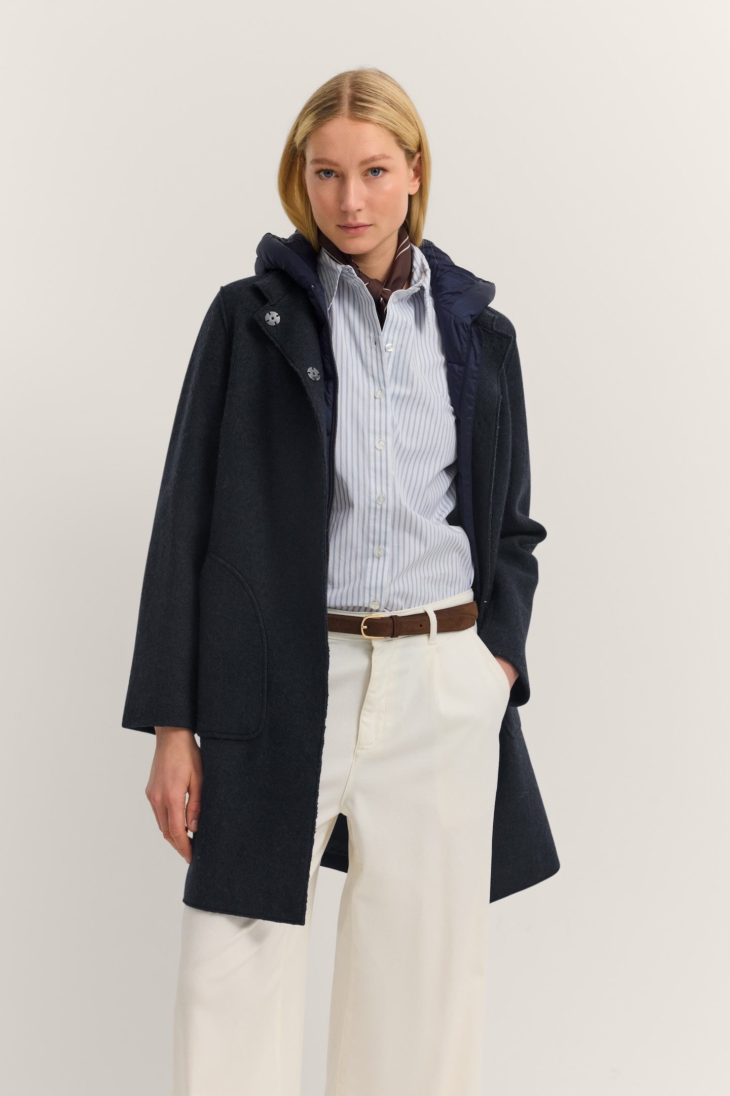 bugatti Wollmantel Modern Fit mit Kapuze & herausnehmbarer Weste