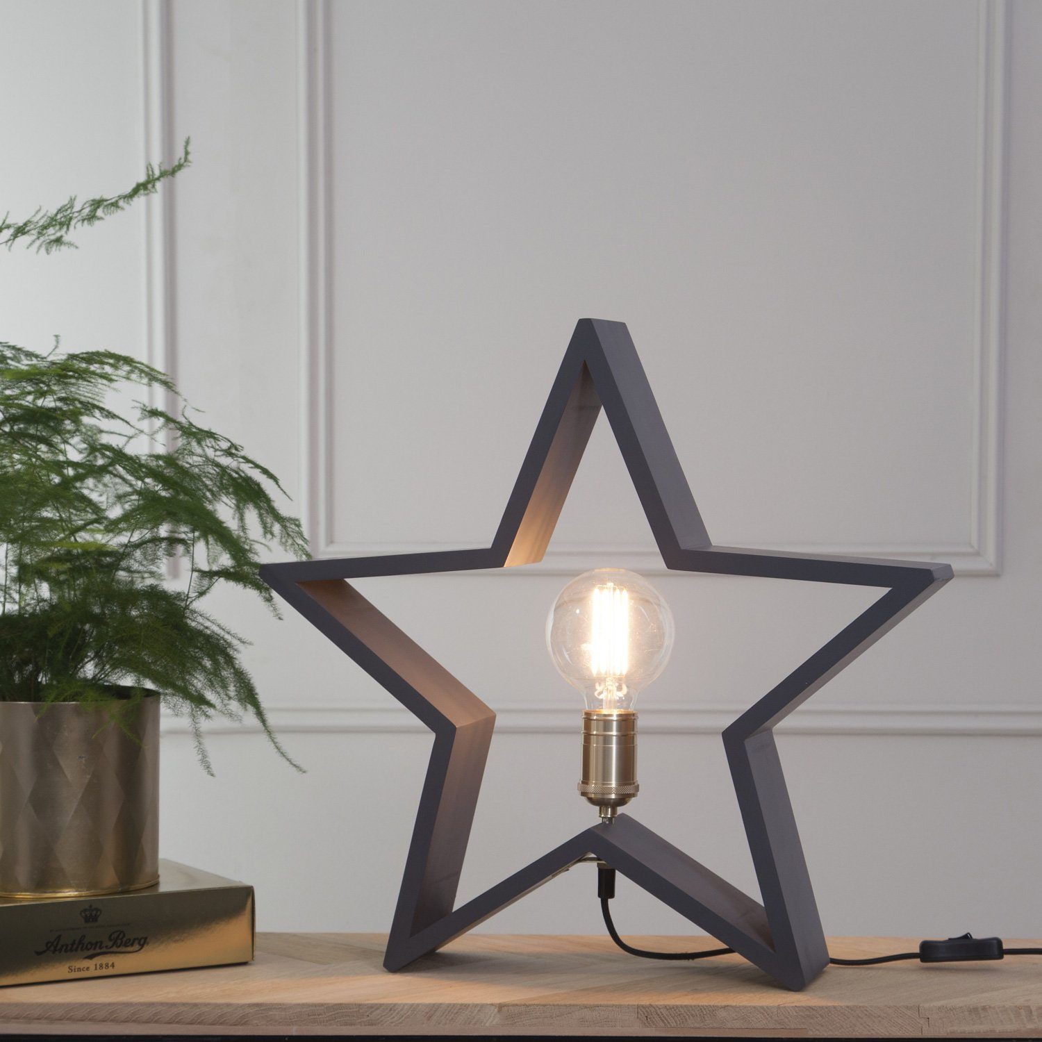 STAR TRADING LED Stern Holzstern Adventsstern Weihnachtsstern Tischlampe stehend 50cm E27