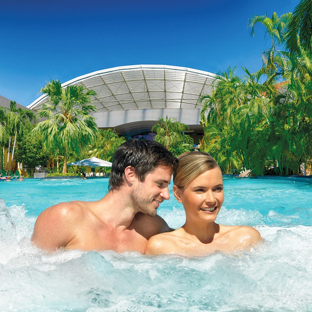 Jochen Schweizer Erlebnisgutschein Wellnesstag in der Therme Erding mit Übernachtung für 2, Diesem Wellness- und Badeparadies kann so schnell nichts das Wasser r…