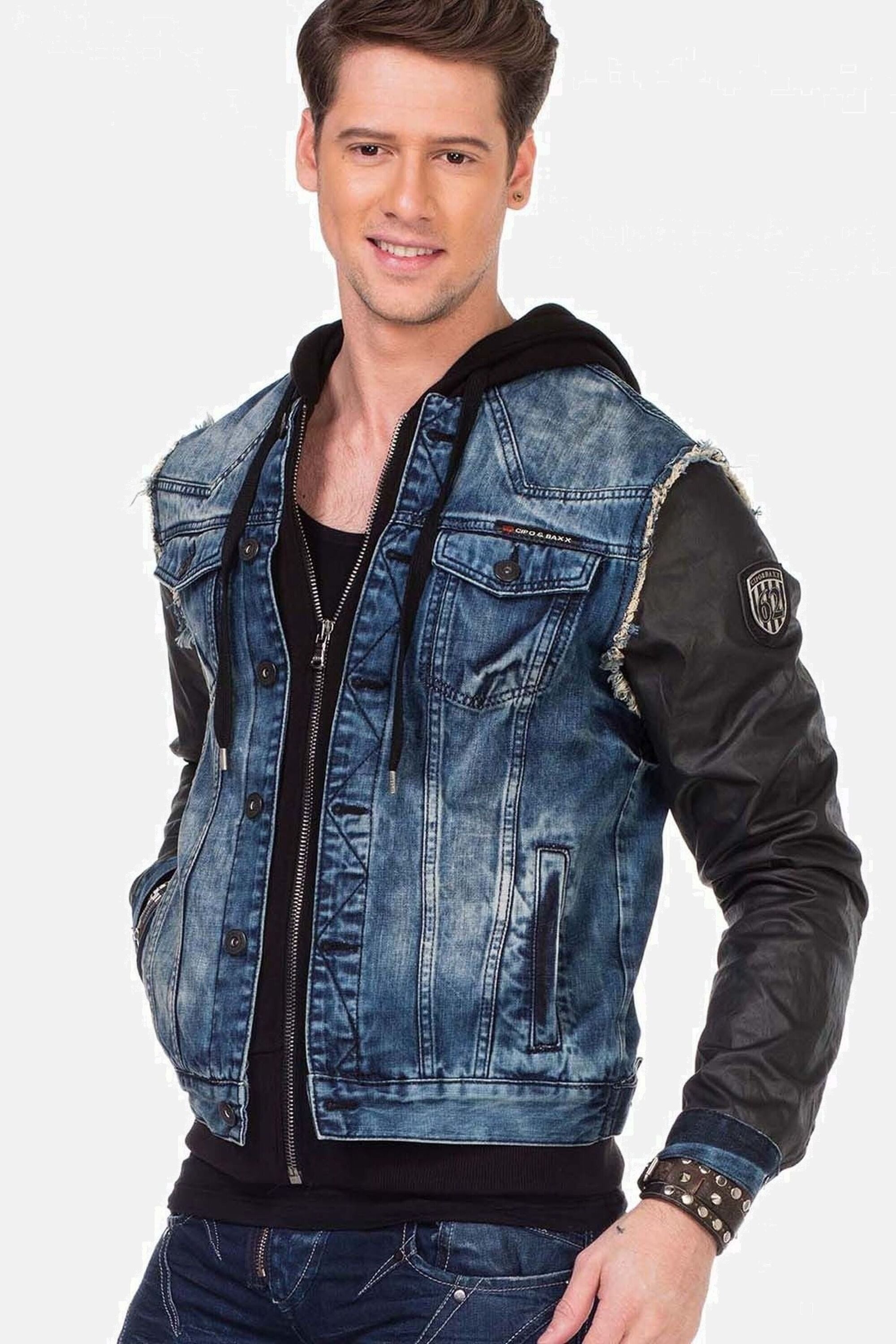 Cipo & Baxx Jeansjacke Jacke mit Metall Patch am Oberarm, C-1290 – Bild 5 von 5