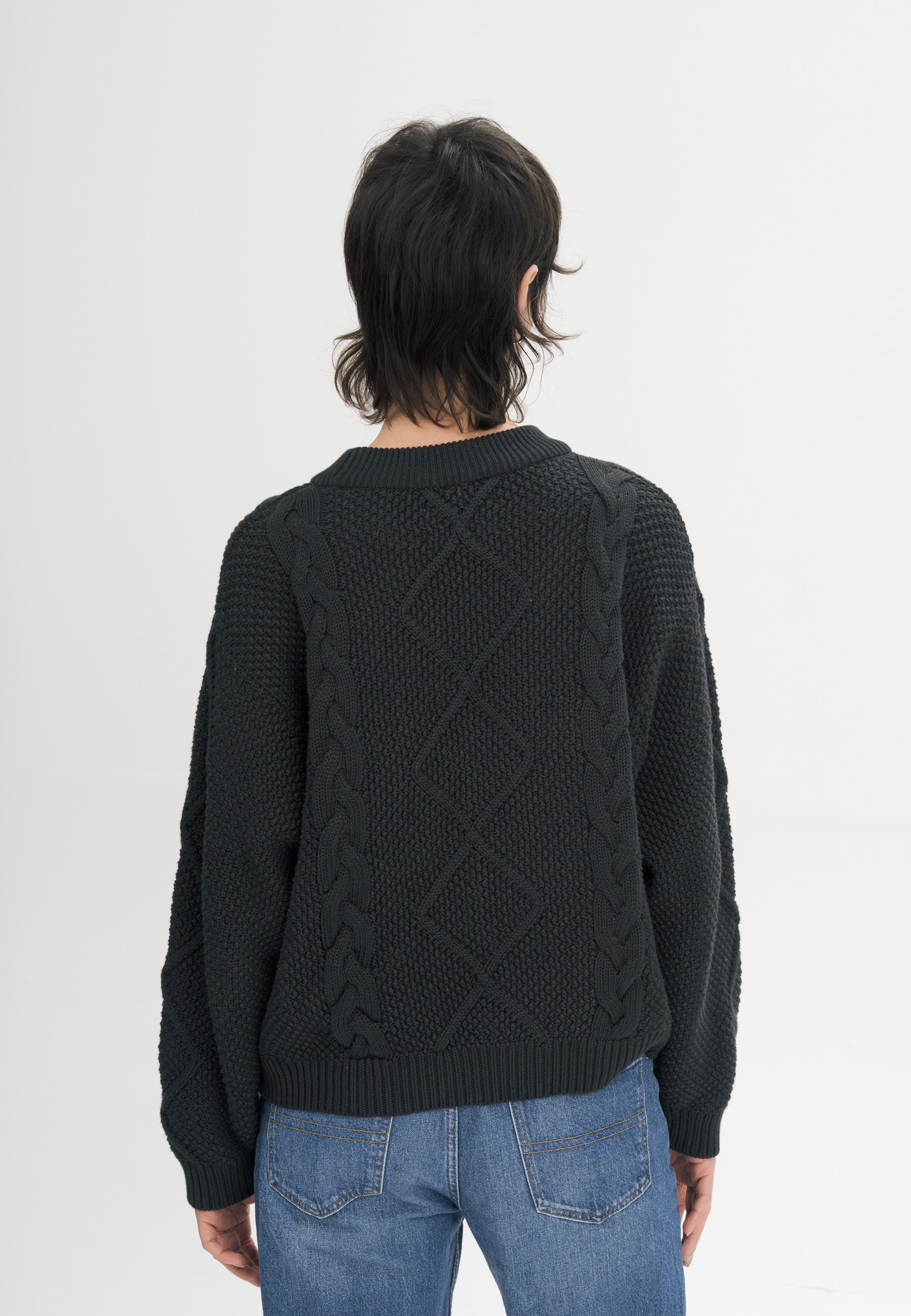 MELA Strickpullover Zopfmuster Strickpullover Style SAMAIRA Gerippter Kragen, Saum und gerippte Bündchen