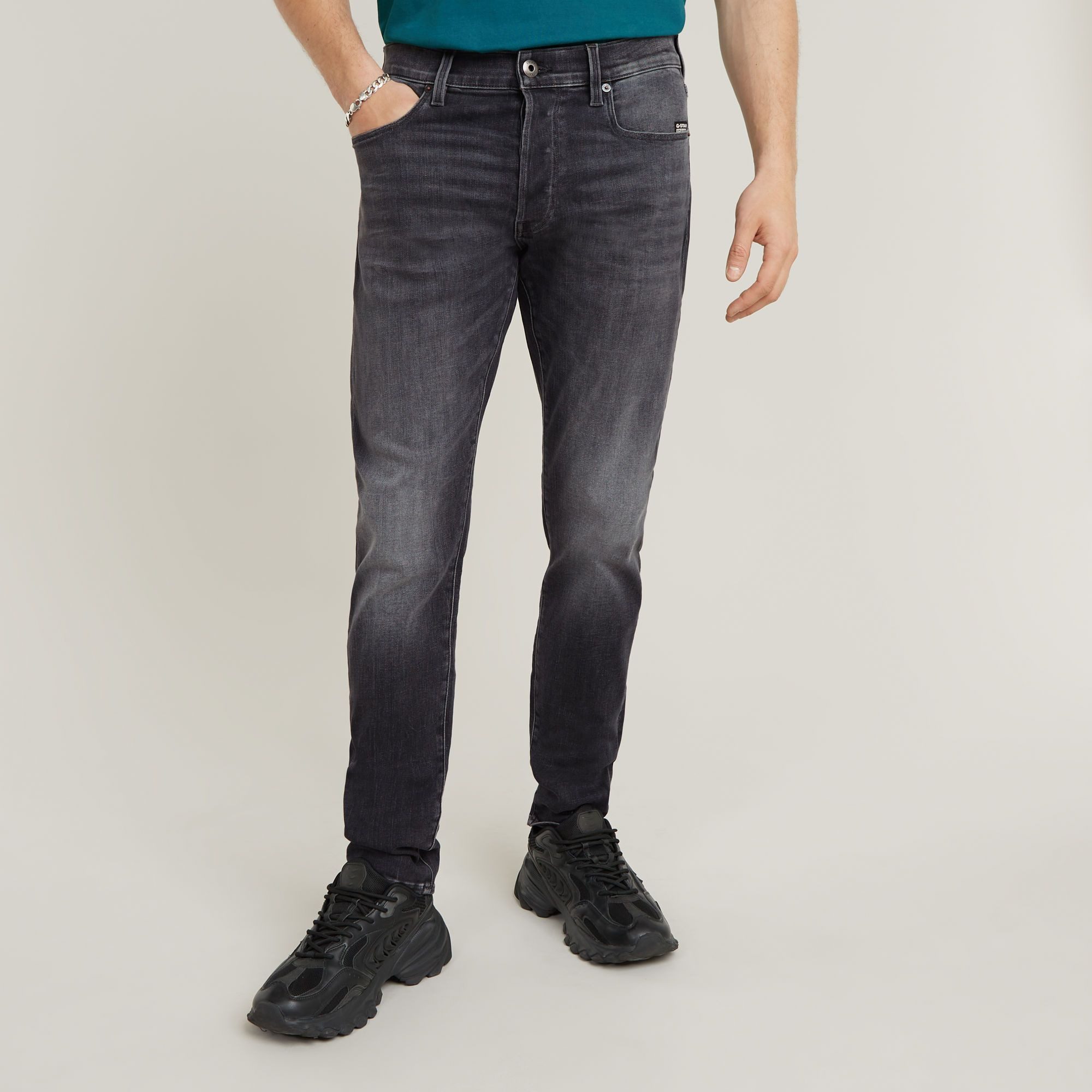 G-Star Herren Jeans 3301 SLIM Fit - Schwarz - Faded Black Magnet günstig online kaufen