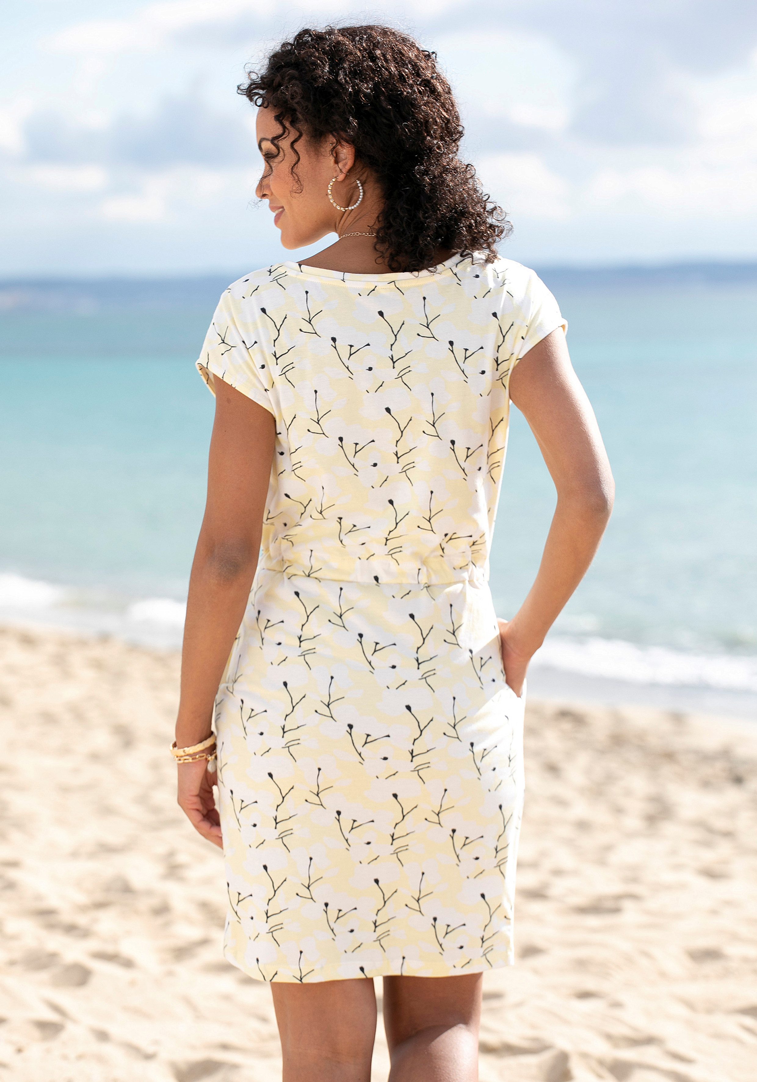 Beachtime by Lascana Jerseykleid mit Blumenmuster und Taschen, Sommerkleid aus Baumwoll-Mix Strandkleid mit kurzen Ärmeln, Freizeitkleid, casual – Bild 3 von 5