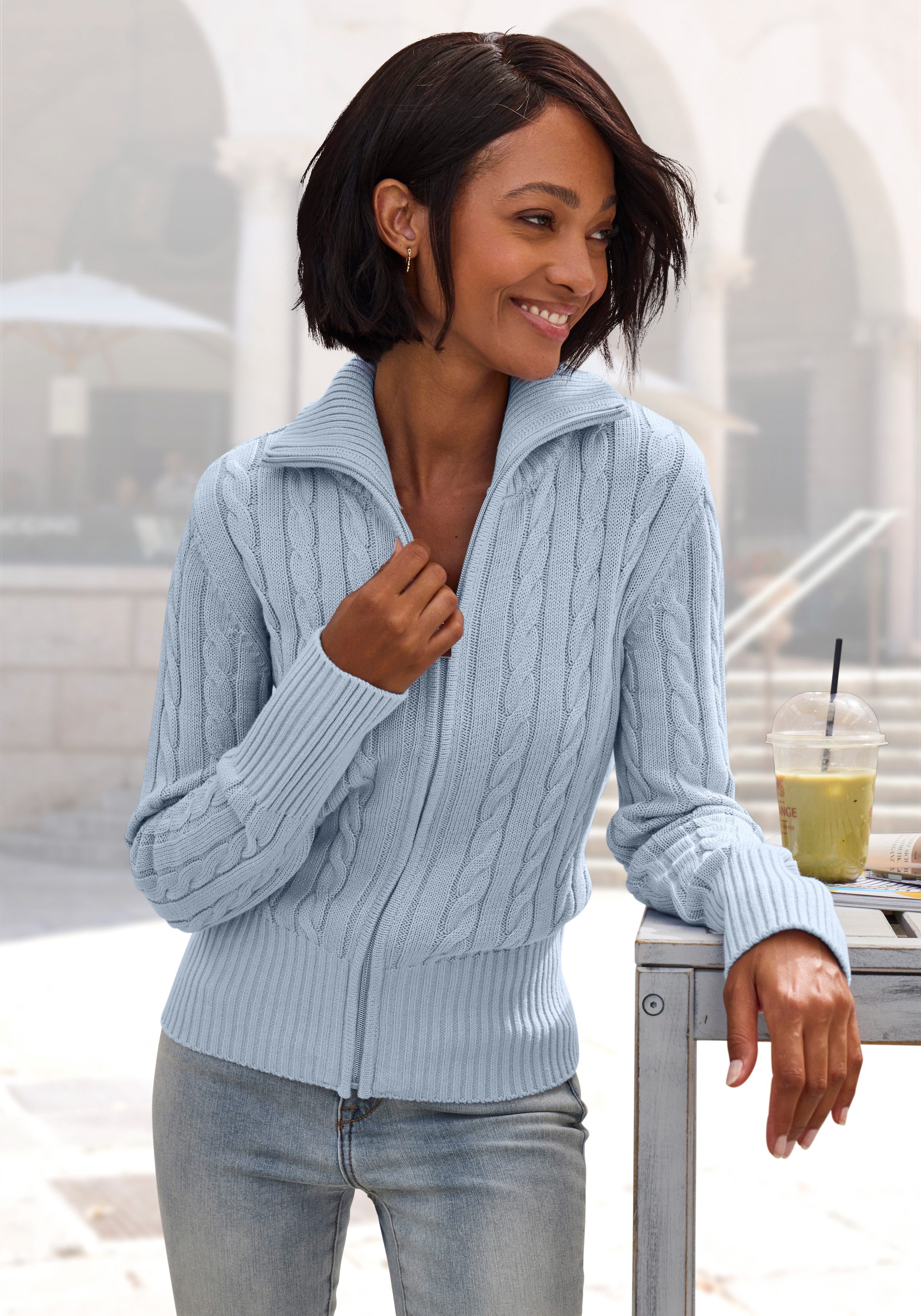 Strickjacke