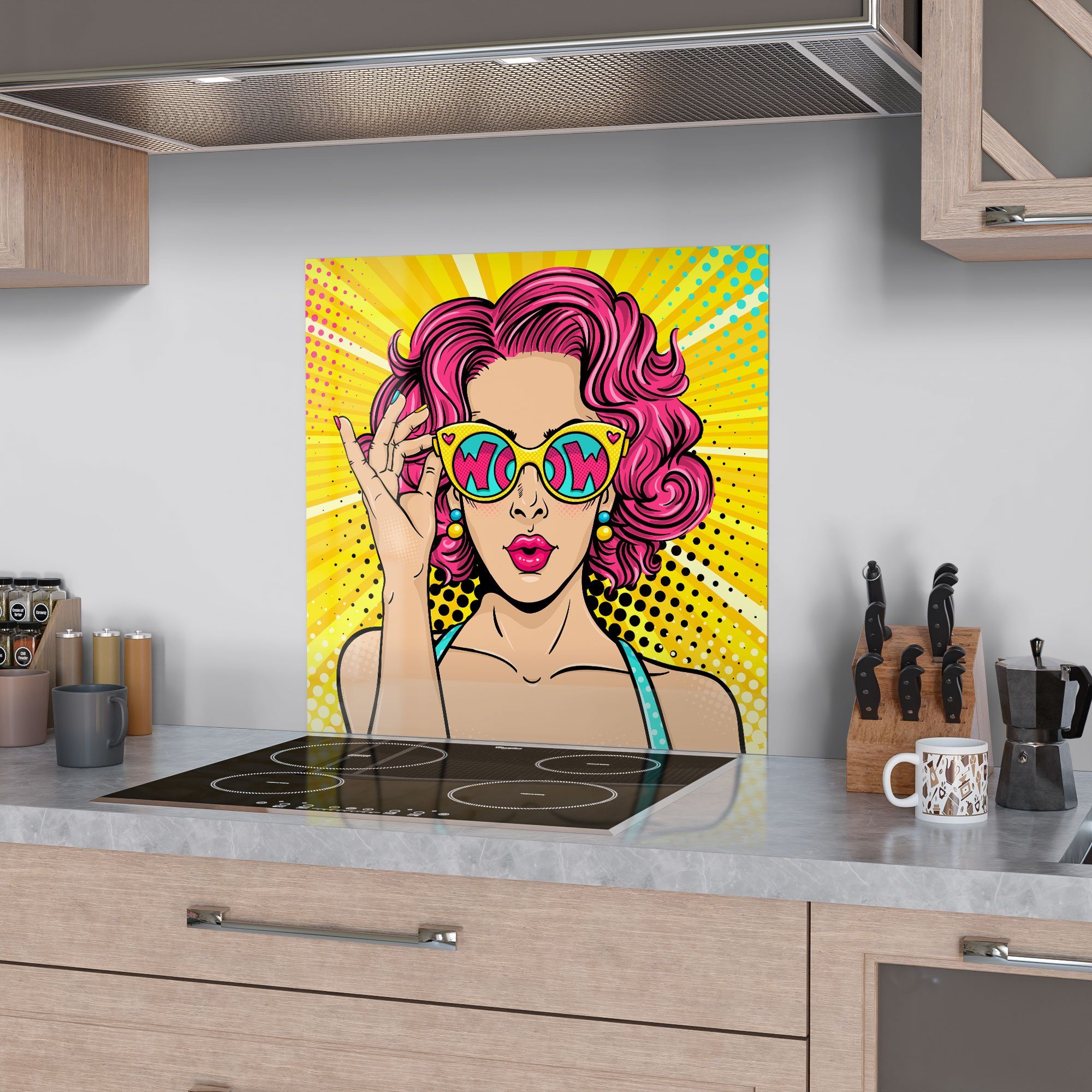 Spritzschutz Herdblende 'Frau Küchenrückwand Sonnenbrille', mit DEQORI Glas Badrückwand