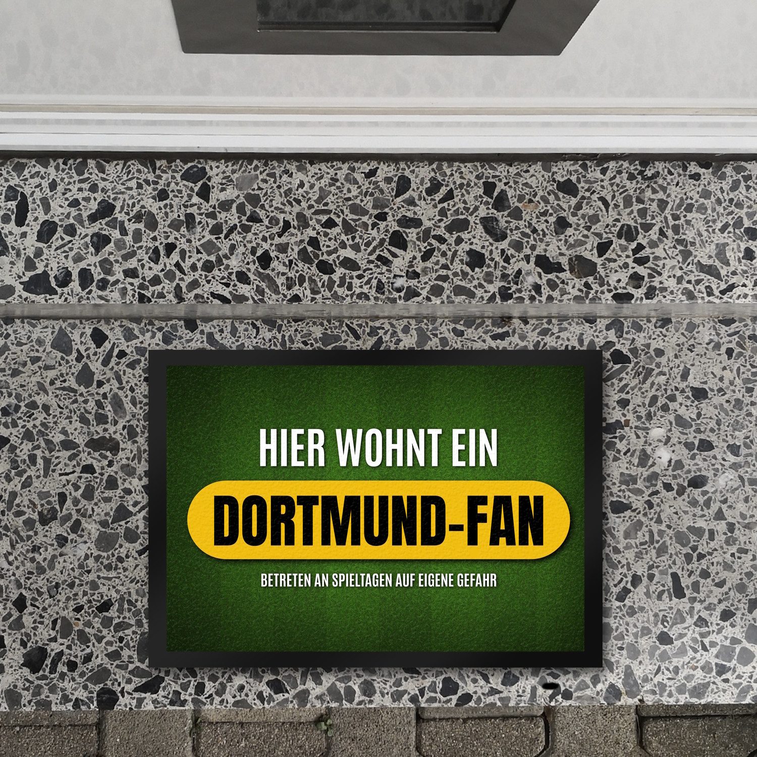 speecheese Fußmatte Hier wohnt ein Dortmund Fan Fußmatte mit Rasen Motiv Fu günstig online kaufen