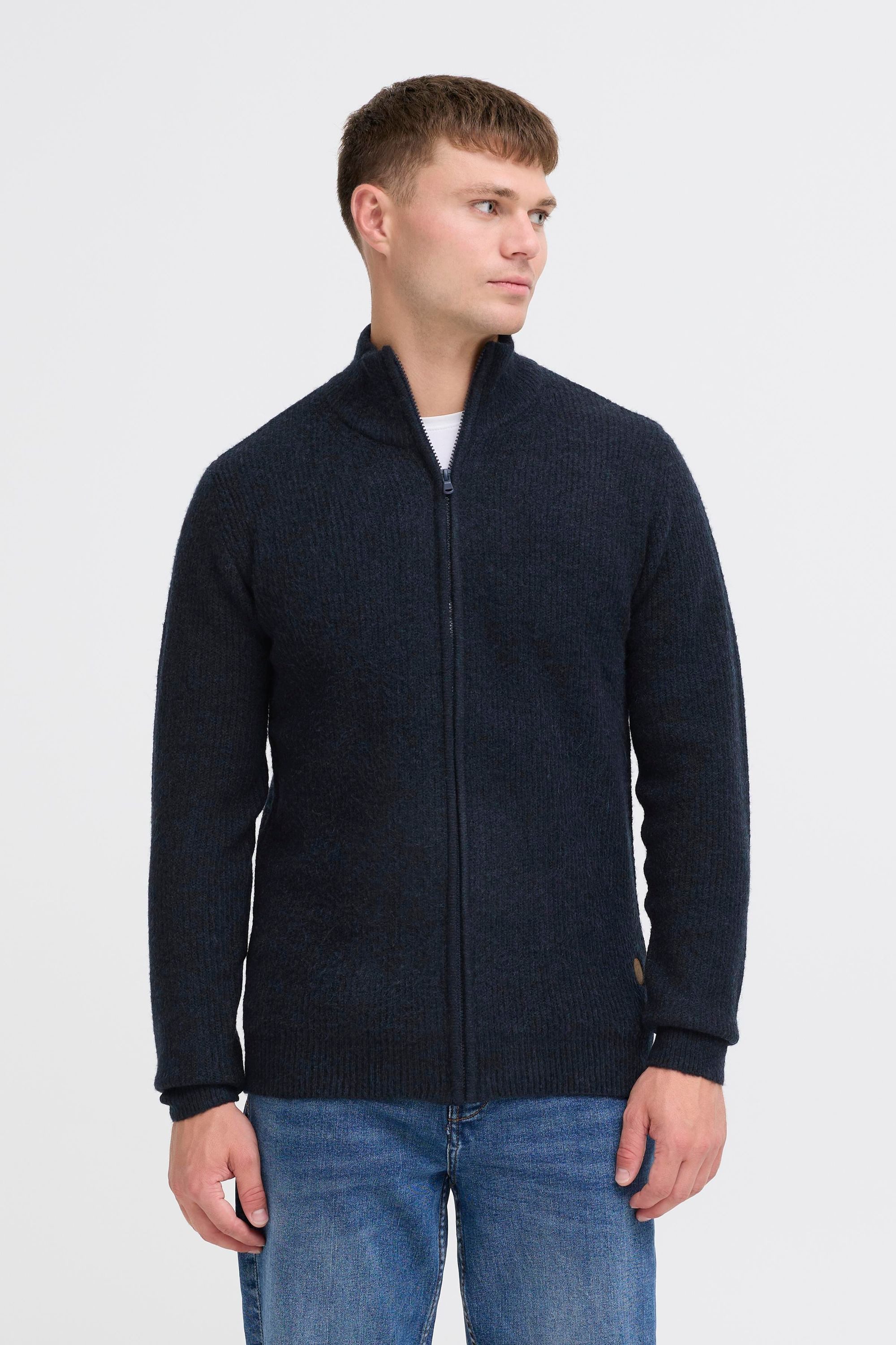 Strickjacke IDBratram