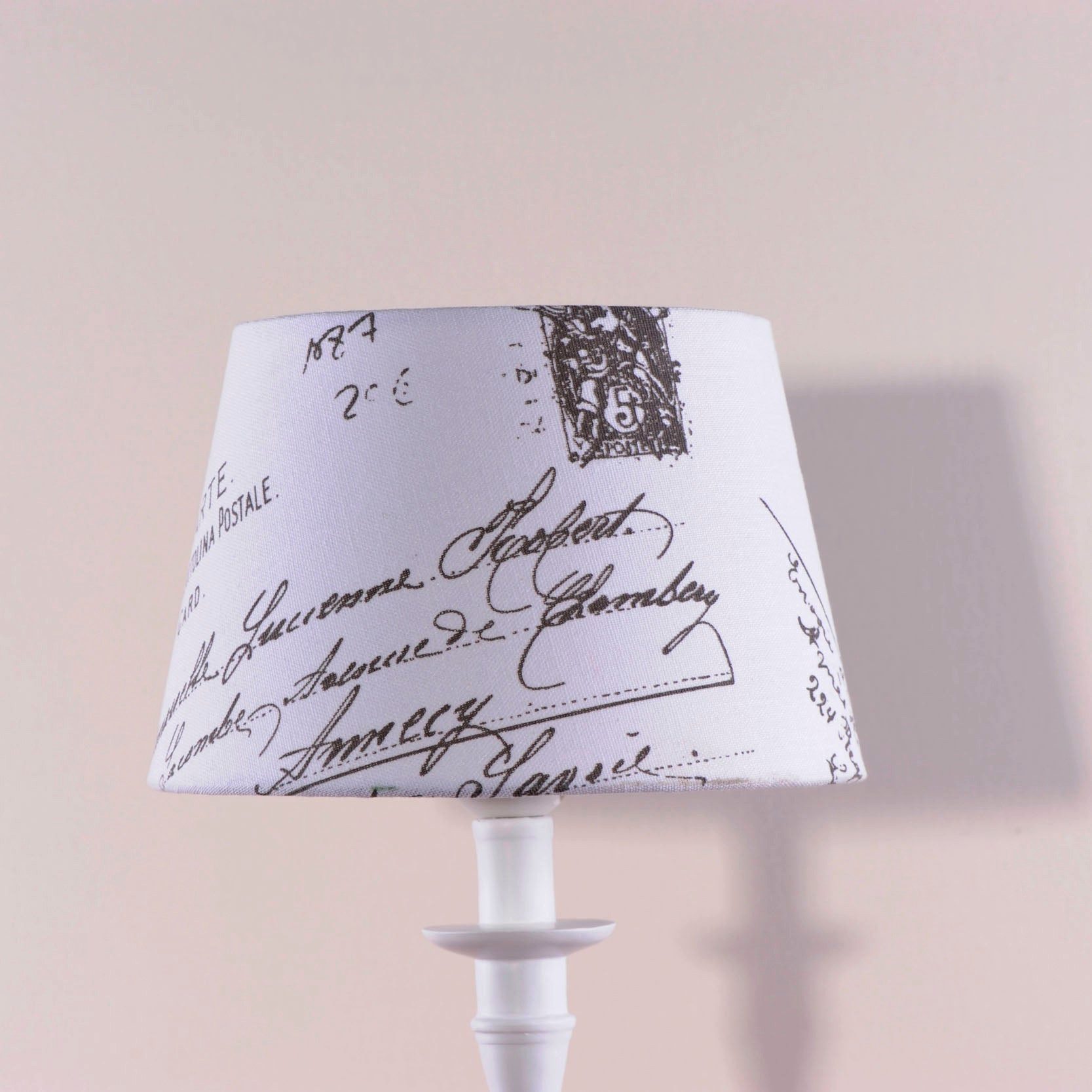 Dirk Davids Leuchten GmbH Tischleuchte Tischleuchte Matt Weiß Schirm Leinen Weiß mit Text 16685/S