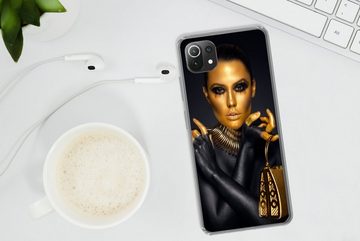 MuchoWow Handyhülle Make-up - Tasche - Gold - Luxus - Frau, Phone Case, Handyhülle Xiaomi Mi 11 Lite, Silikon, Schutzhülle