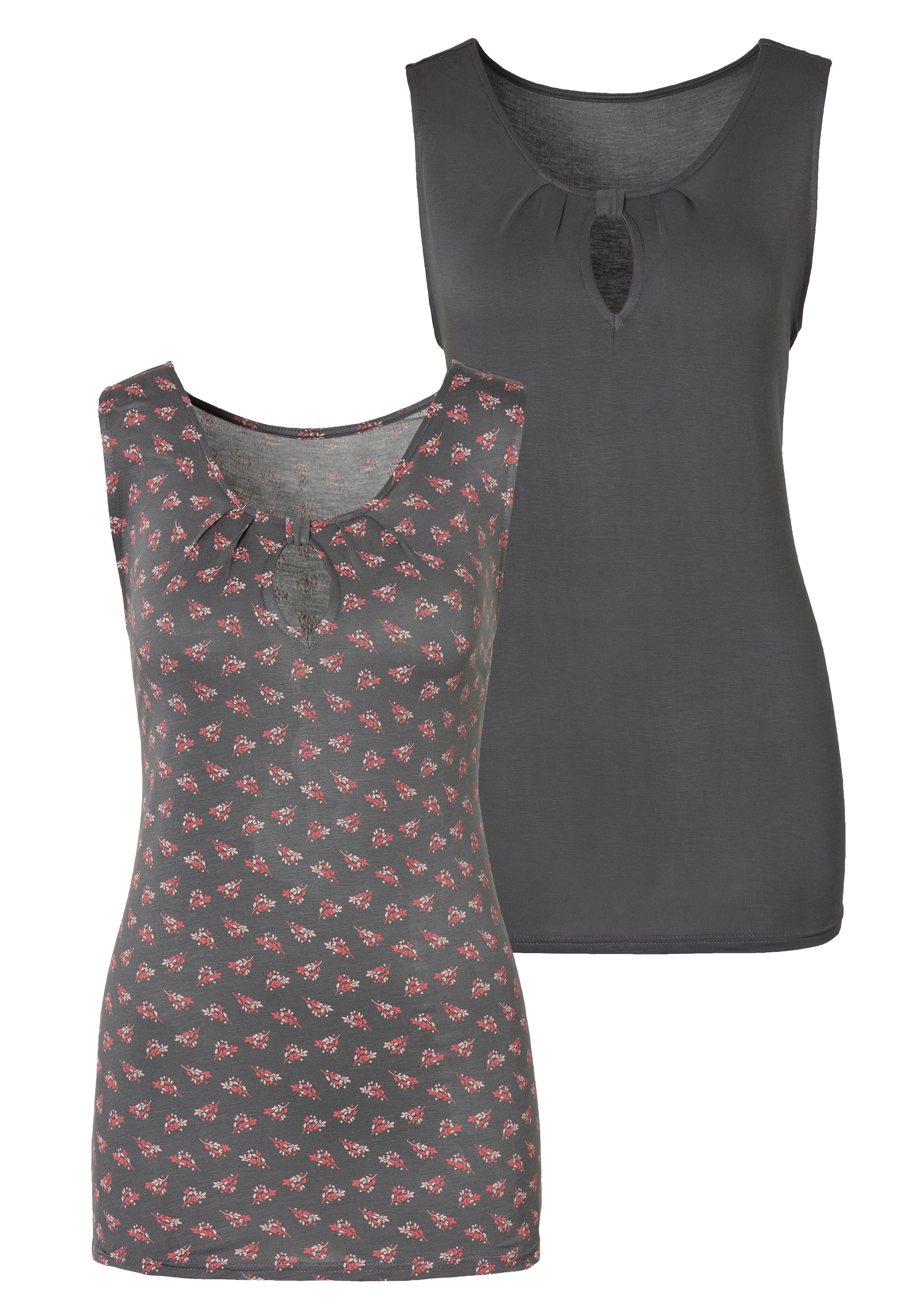 Shirttop mit kleinem Cut-Out am Ausschnitt