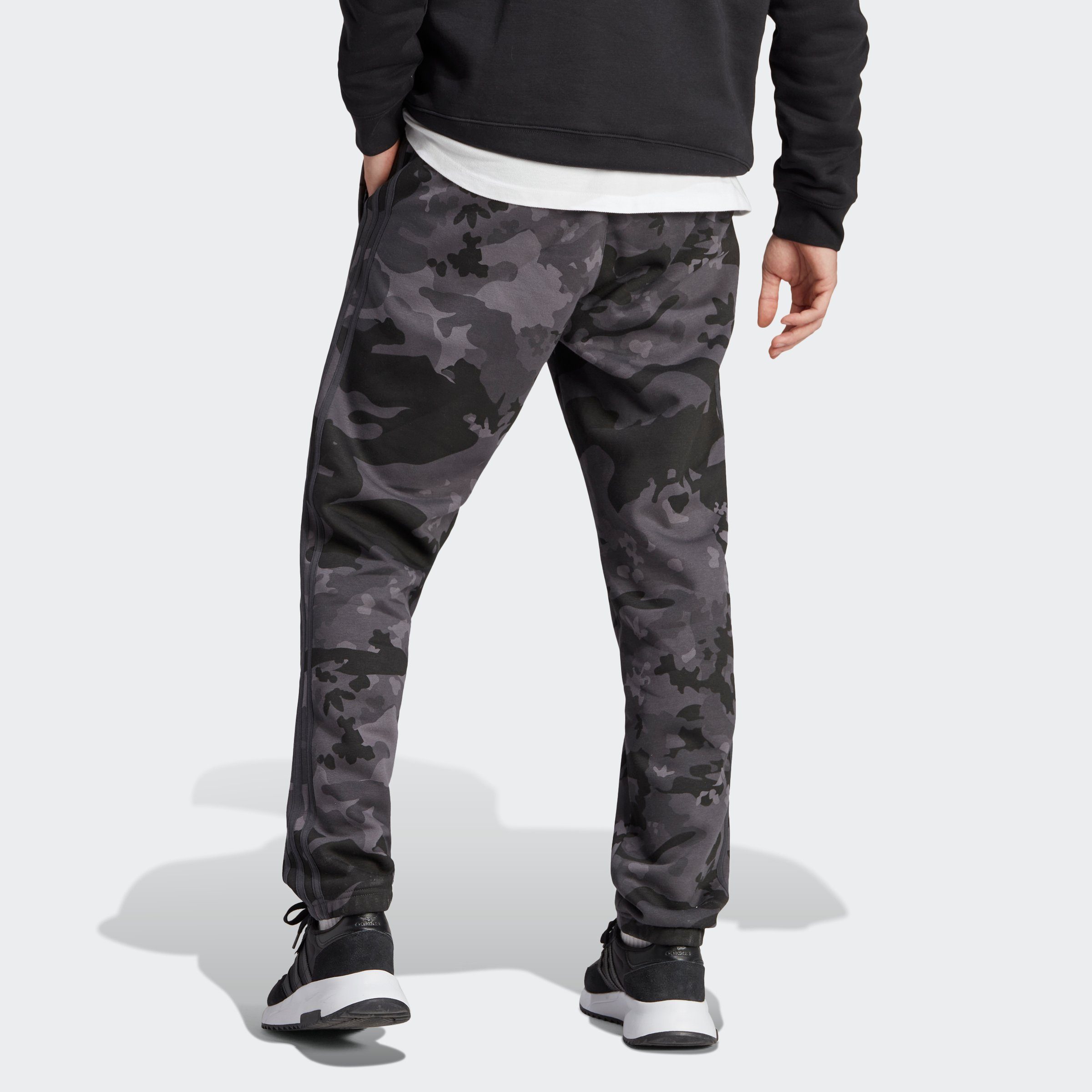 (1-tlg) Carbon Originals Sporthose adidas GRAPHICS CAMO