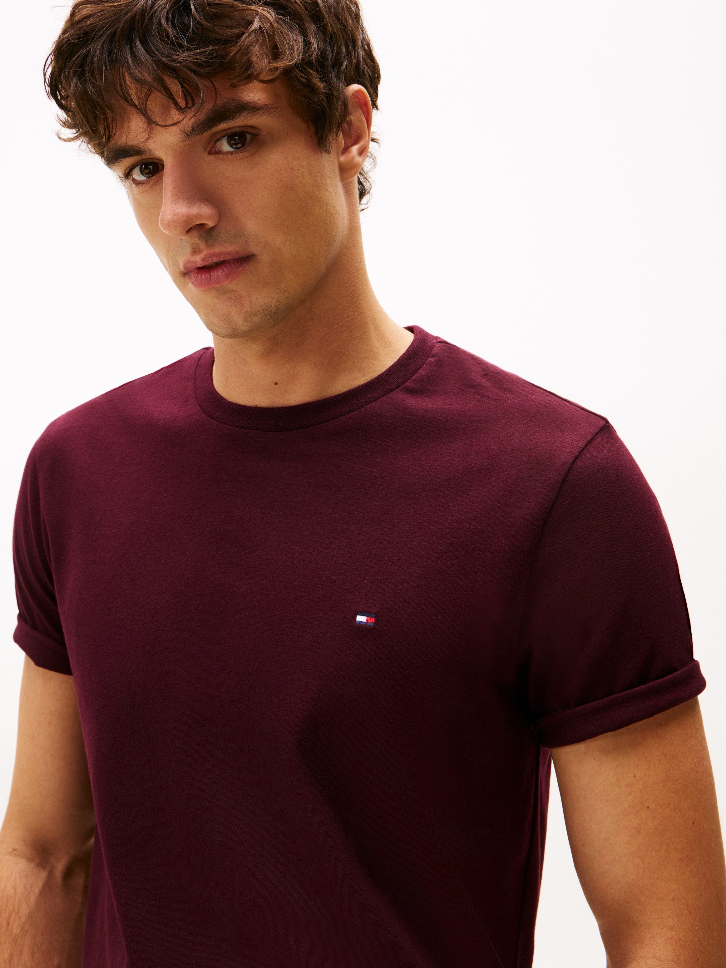 Tommy Hilfiger T-Shirt ESSENTIAL REGULAR FIT SOLID mit Stickerei unifarben, günstig online kaufen
