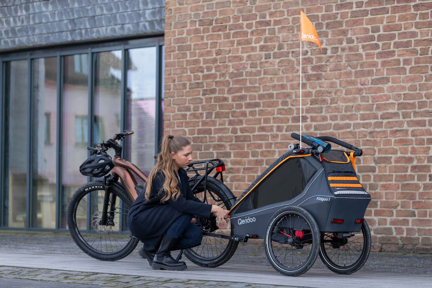 Qeridoo Fahrradkinderanhänger Kidgoo1 FIDLOCK