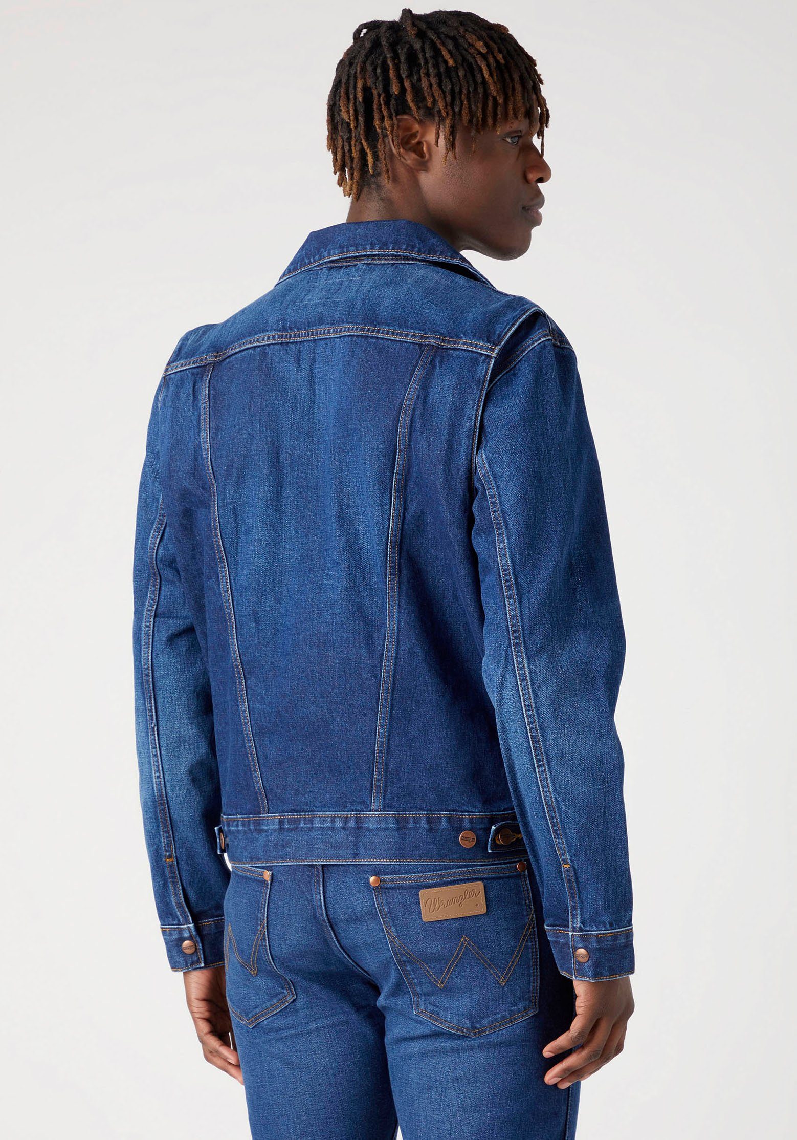 Wrangler Jeansjacke 124MJ mit Ziernähten günstig online kaufen