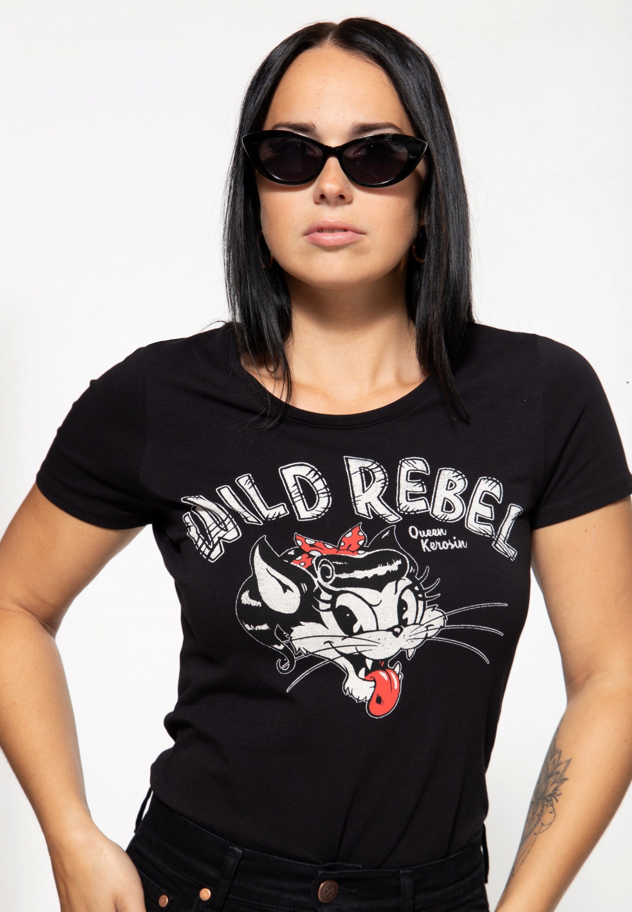 QueenKerosin Kurzarmshirt Wild Rebel mit Cartoon Print