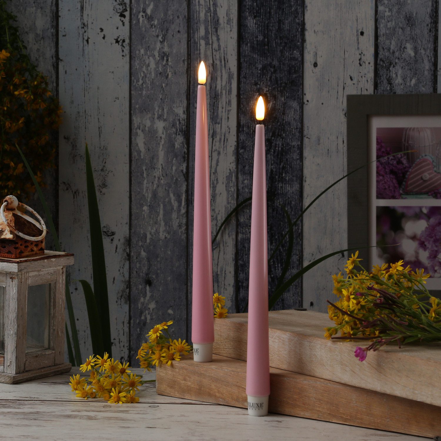 Deluxe Homeart LED-Kerze LED Stabkerzen ELLA Deluxe Lack Tafelkerze flackernd H: 28cm rosa 2St., LED Classic, warmweiß (2100K bis 3000K)