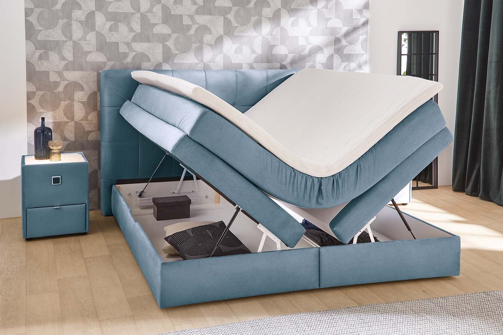 Jockenhöfer Gruppe Boxspringbett AMY in Samt, erhältlich in der Breite 180cm, mit Bettkasten und Kaltschaum-Topper