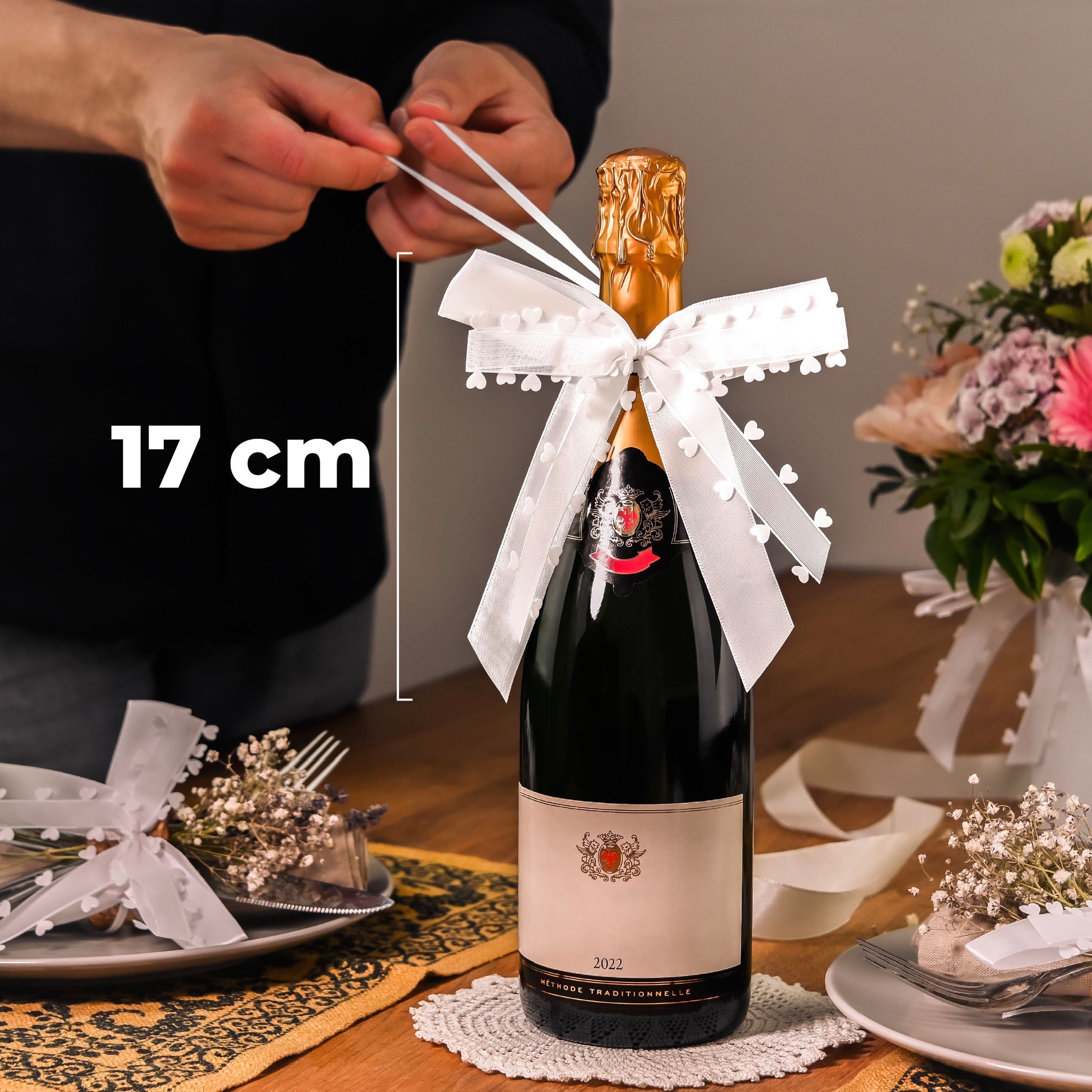 Dekoobjekt 25 I Herzen 25 N26 I Antennenschleifen Praknu (Set, St), Satinband Weiß Schleifen mit Hochzeit Handgemacht