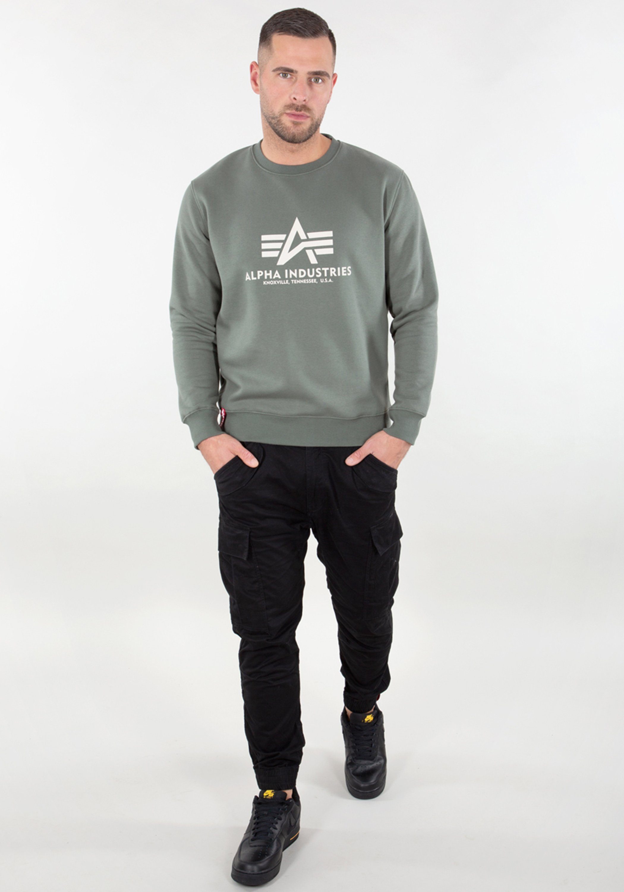 Men - Basic Industries Sweater Sweatshirts Industries Sweater Alpha green Alpha vintage