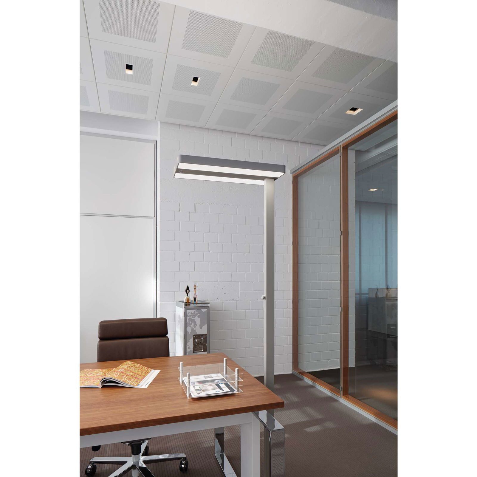 MAUL Stehlampe MAUL Standleuchte MAULjuvis LED 4.000 K dimmbar Standfuß 196 cm silber, LED wechselbar