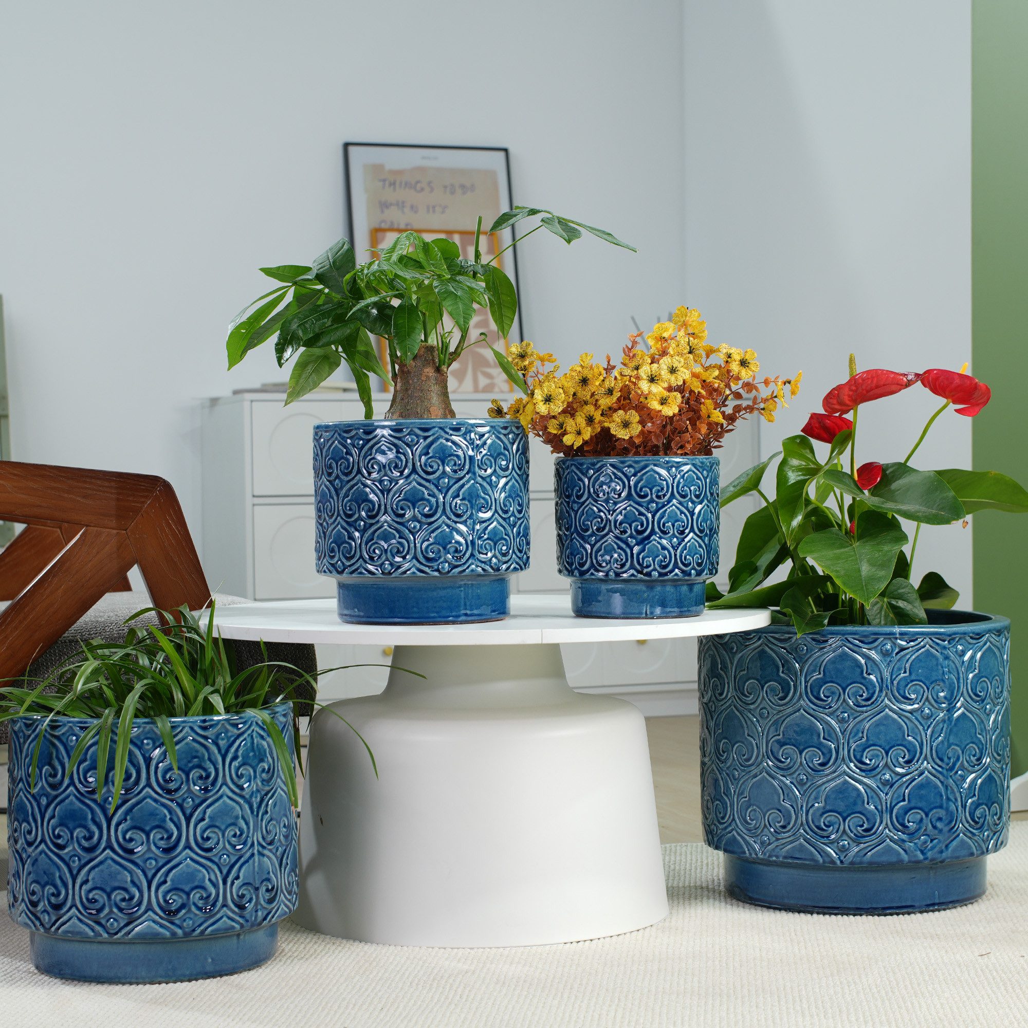 Odikalo Blumentopf Handgefertigter Keramik Pflanztopf-Set mit Ablauflöchern (38/31,5/24/19) glänzendes Blau mit rundem Herz-Schwung-Relief atmungsaktiv frostsicher mit Ablauflöchern für Innen Balkon und Garten)