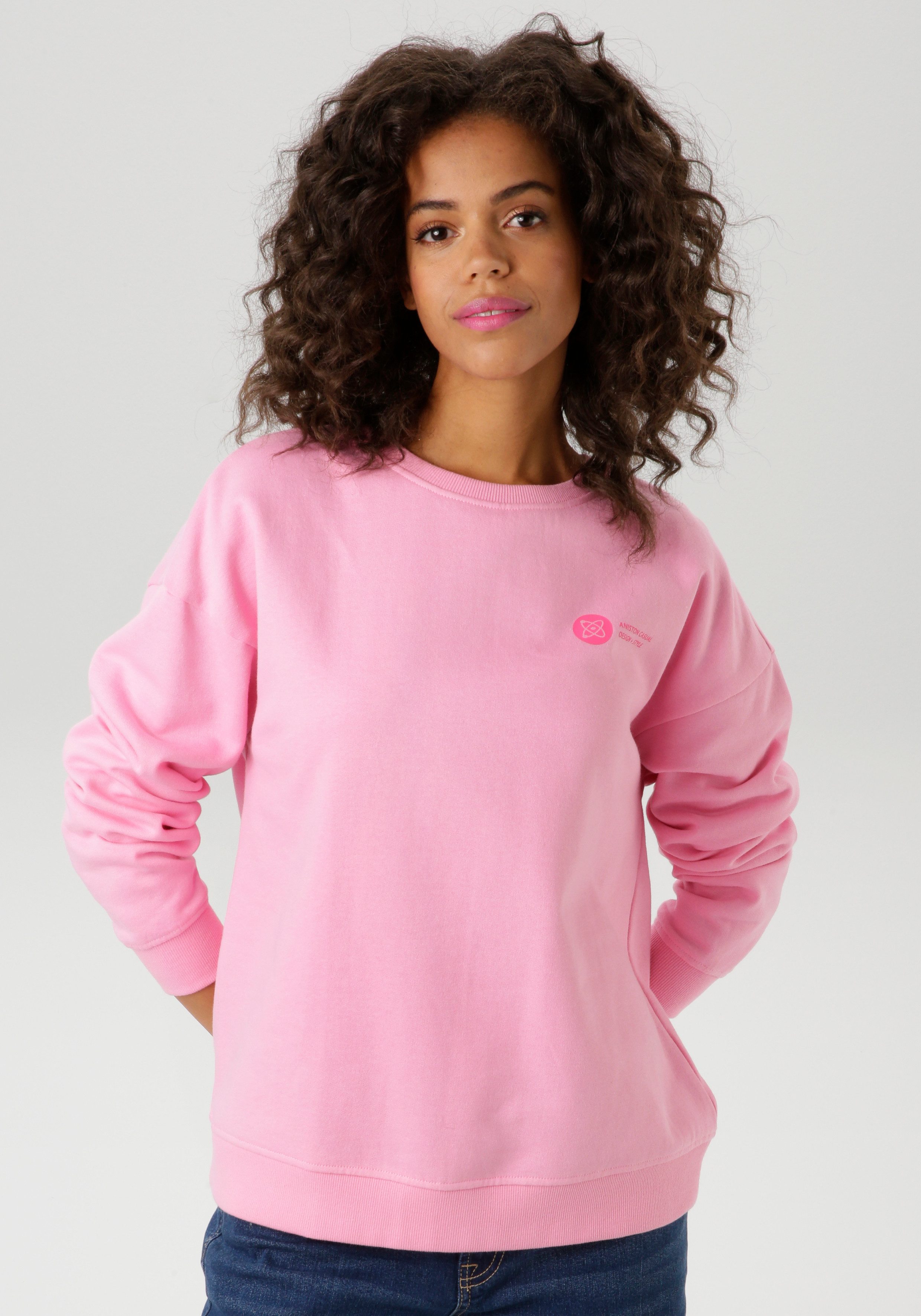 Aniston CASUAL Sweatshirt hinten mit Applikationen, günstig online kaufen