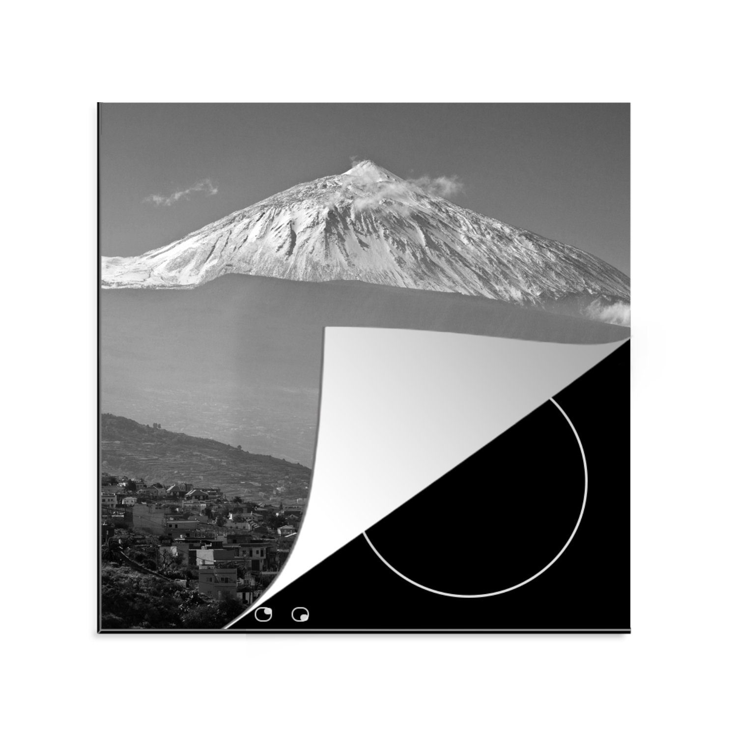 MuchoWow Herdblende-/Abdeckplatte Vulkan El Teide auf Teneriffa - Schwarz und weiß, Vinyl, (1 tlg), 78x78 cm, Ceranfeldabdeckung, Arbeitsplatte für küche