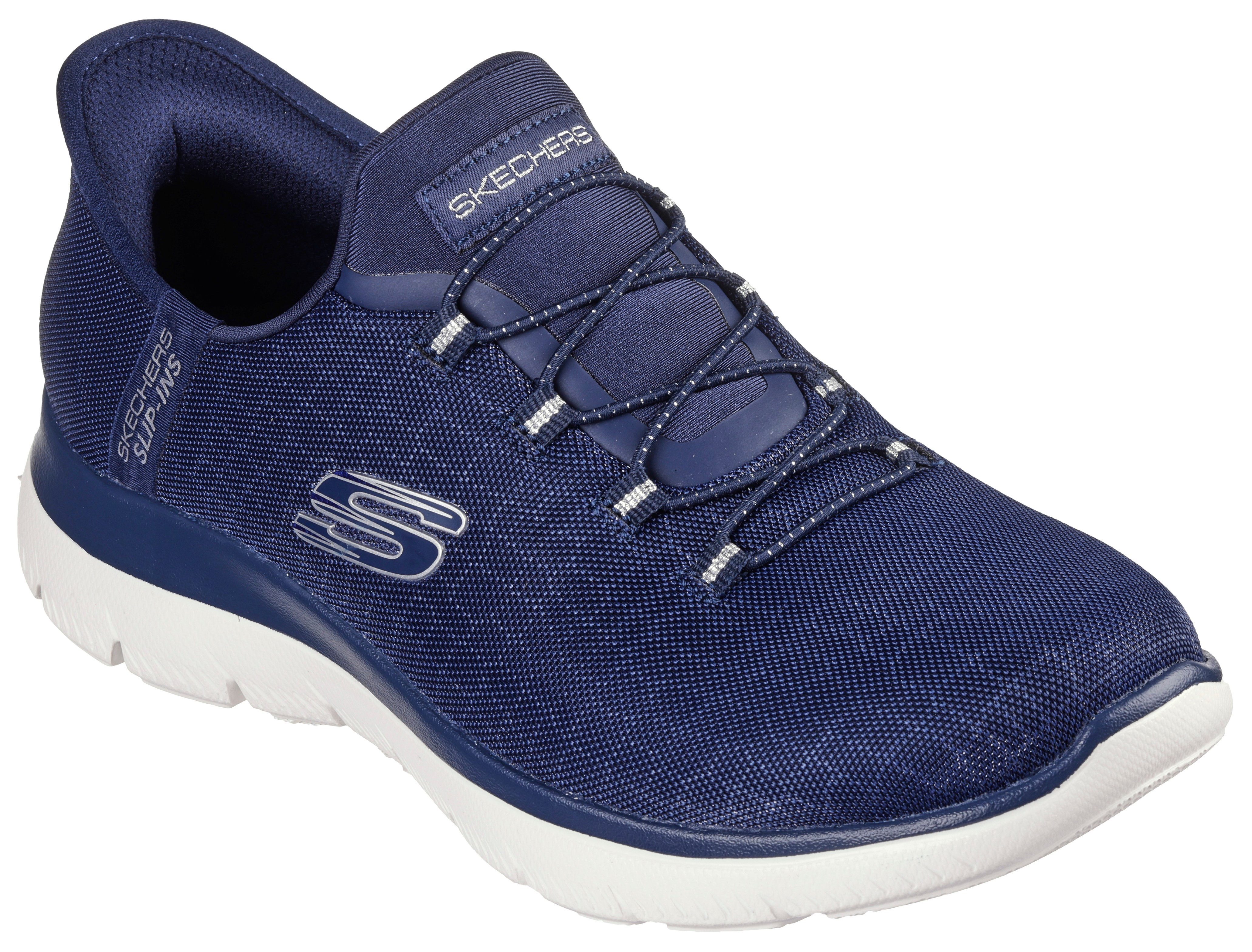 SUMMITS-CLASSY NIGHT Slip-On Sneaker