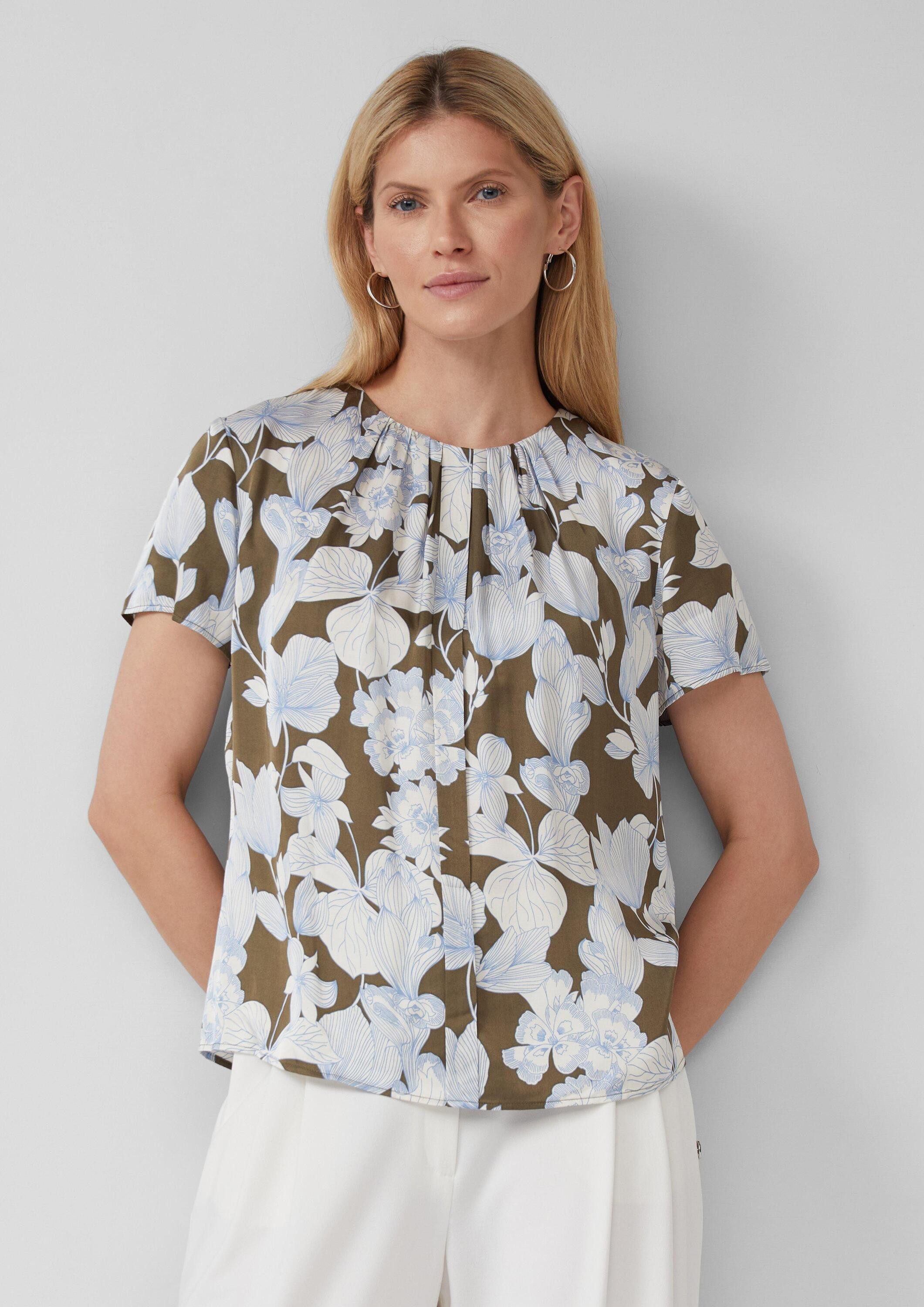 s.Oliver Kurzarmbluse Bluse Satinbluse im Slim Fit mit Raffung und All-over-Print