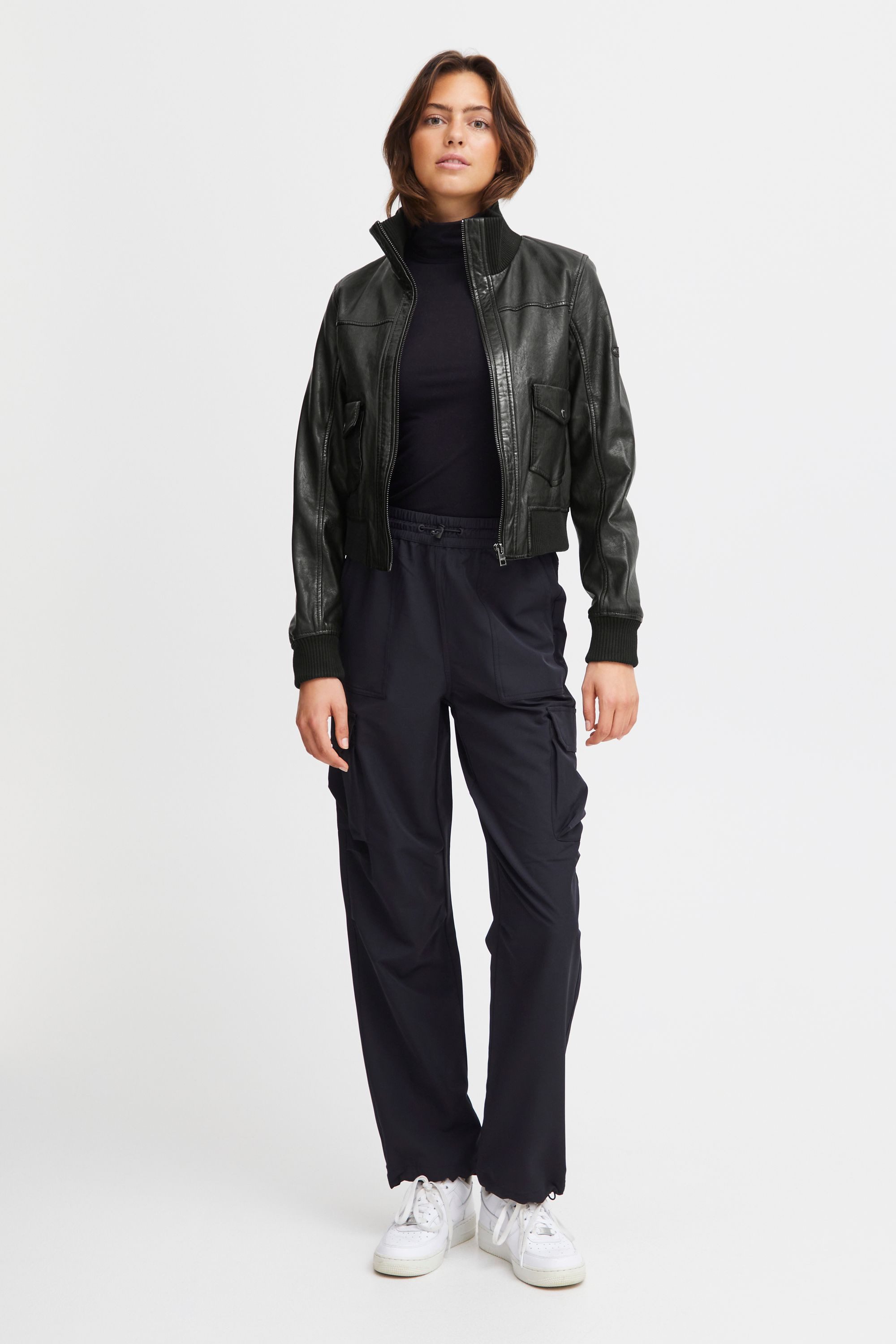 OXMO Lederjacke OXDenny Modische Lederjacke im Piloten-Stil günstig online kaufen