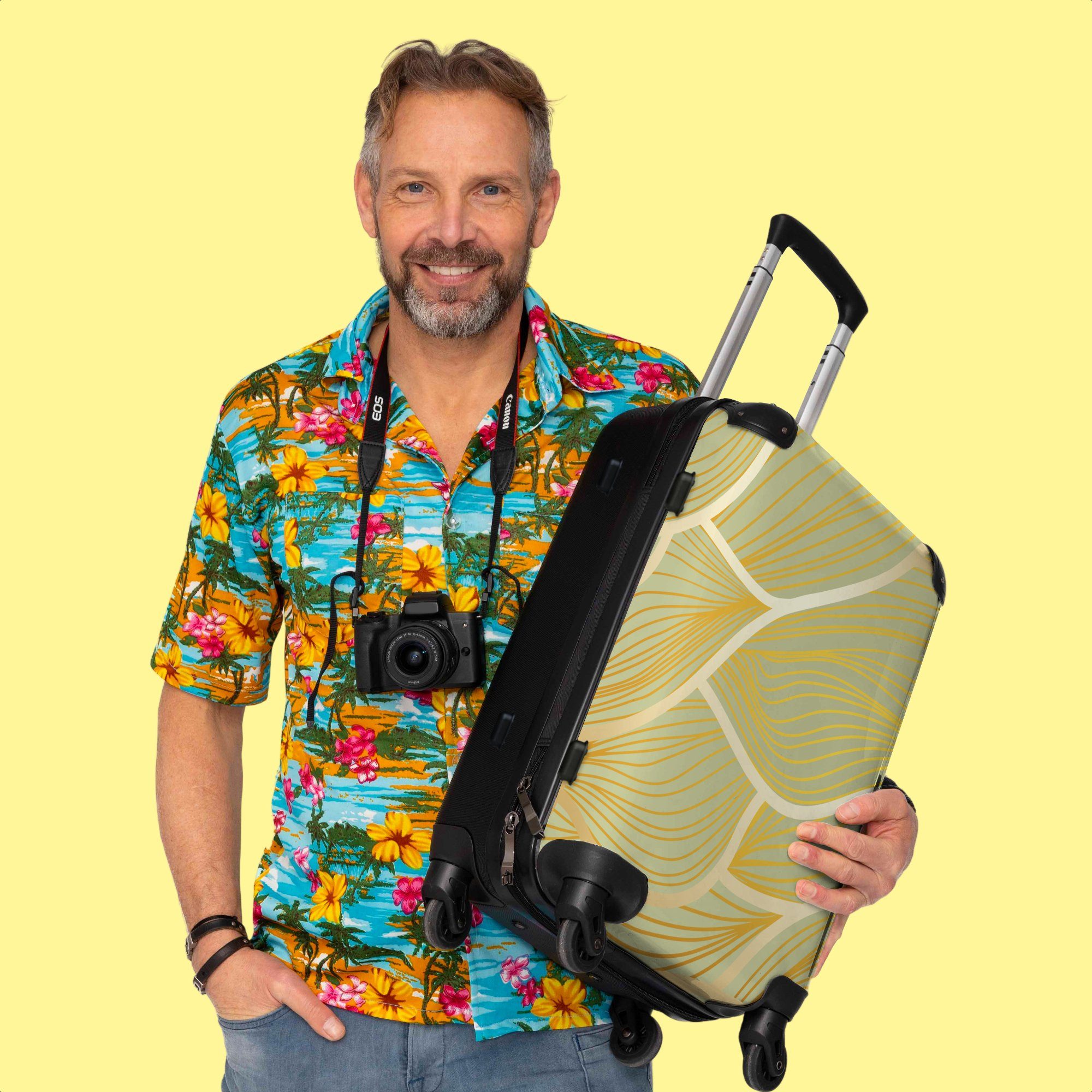 Hintergrund, Große Rollen, - Trolley Aufgabegepäck NoBoringSuitcases.com© mit Rollen Rollkoffer 4 grünem Wellen 4 67x43x25cm Reisekoffer Koffer auf Goldene